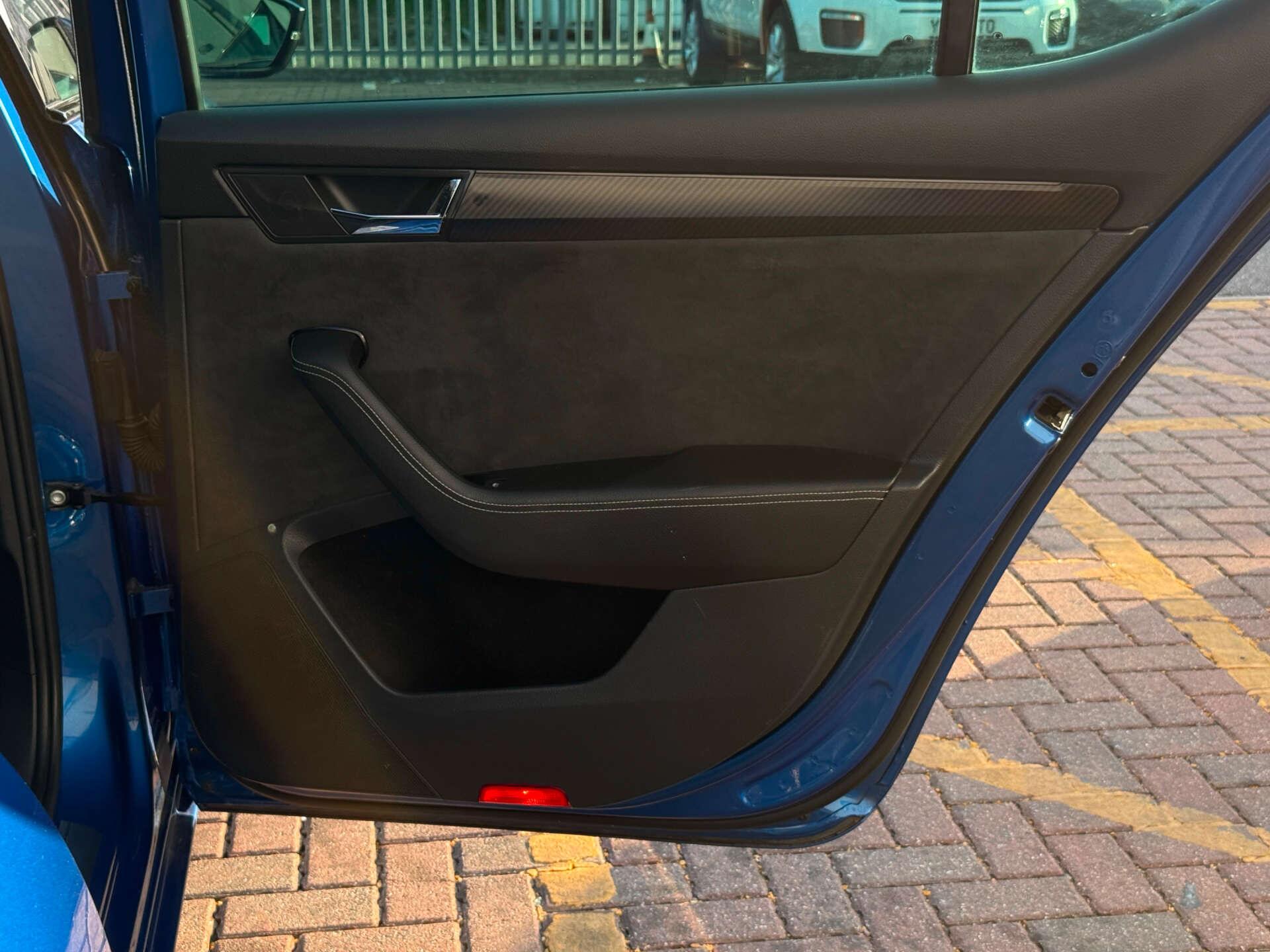 Skoda Superb view 26