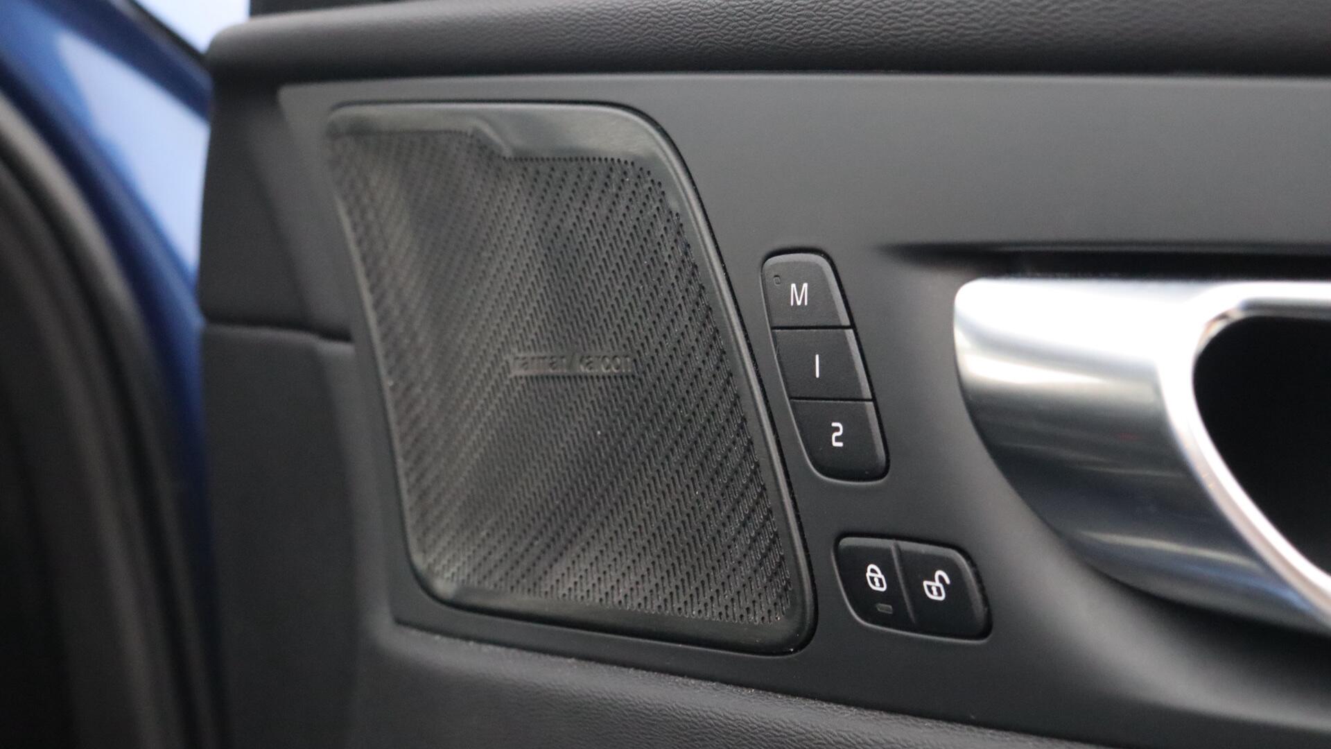 Volvo XC60 view 36
