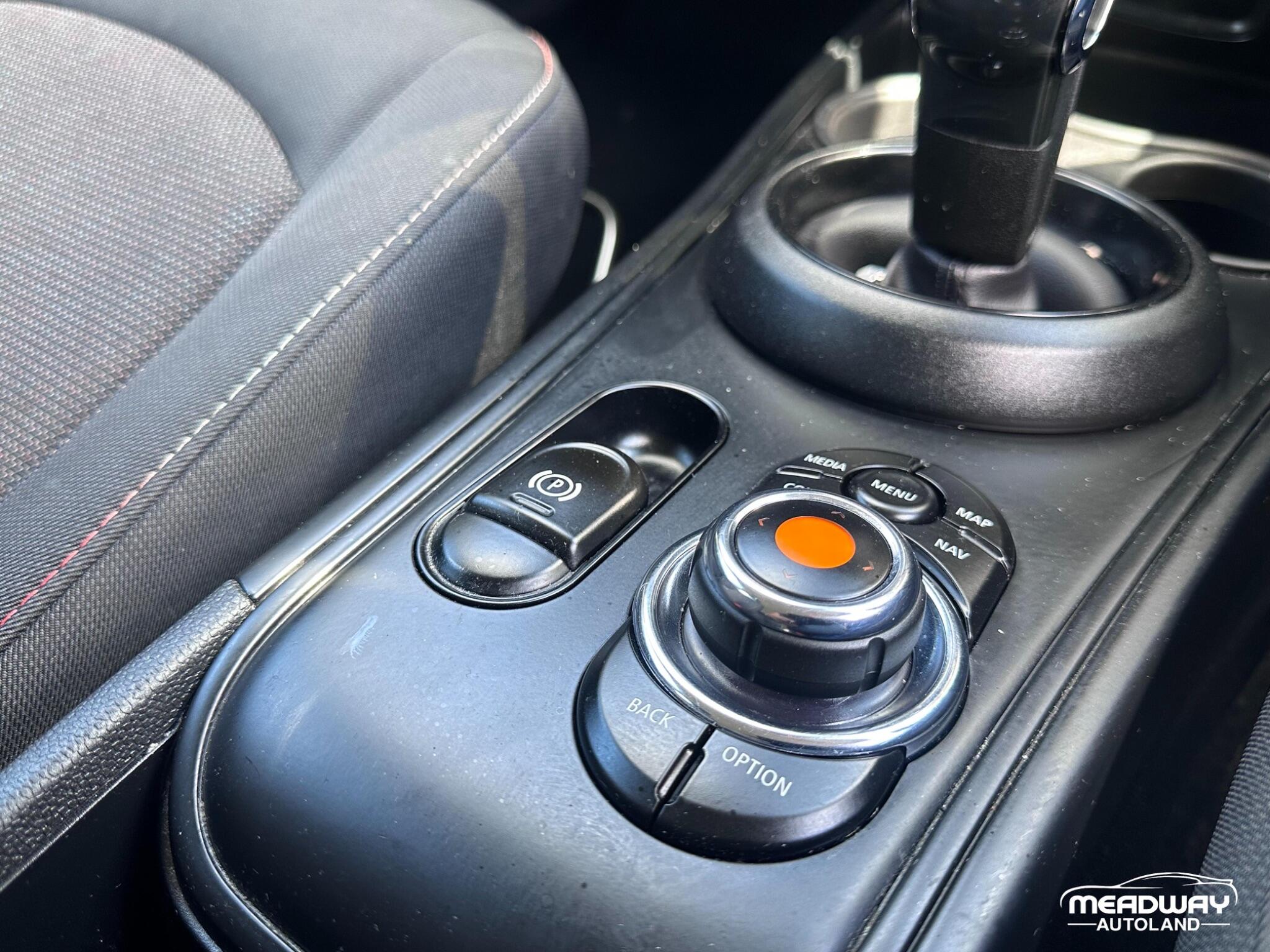 Mini Countryman view 17
