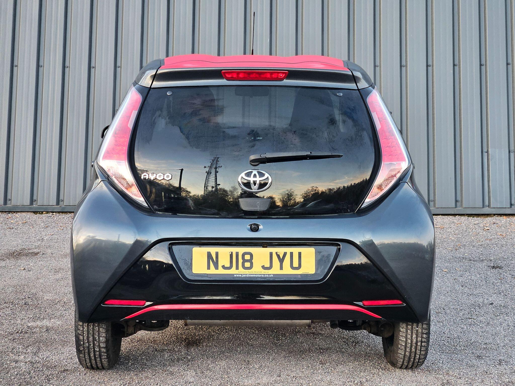 2018 Toyota AYGO 1.0 VVT-i x-press Euro 6 5dr • 14,600 miles image 11