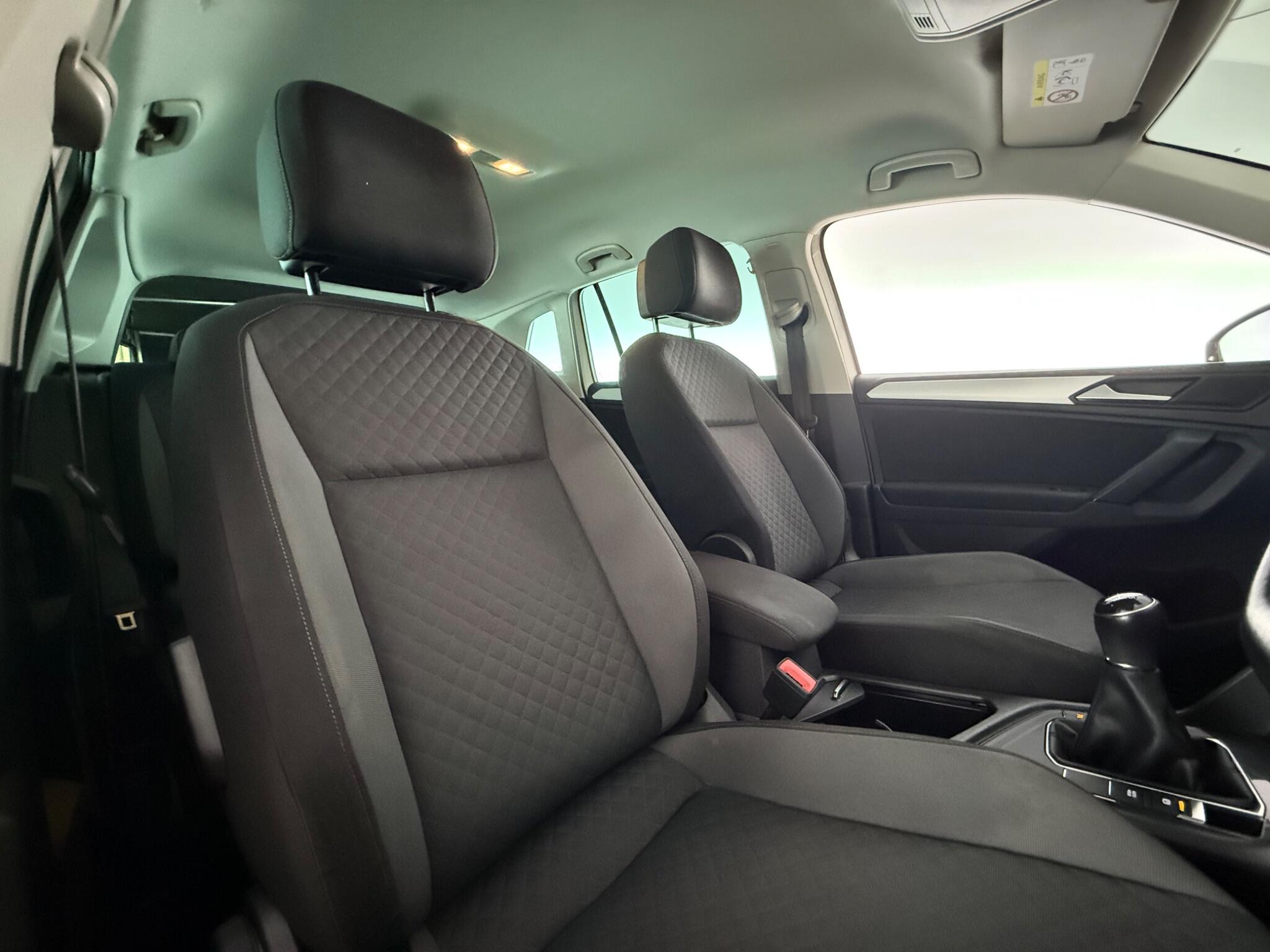 Volkswagen Tiguan view 33