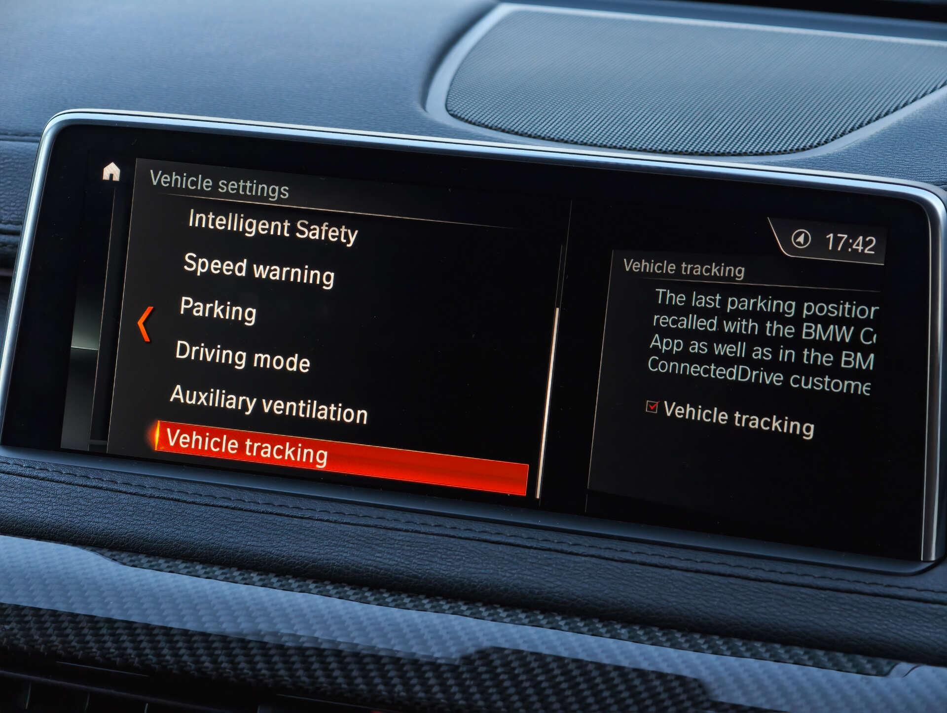 BMW X6 view 50