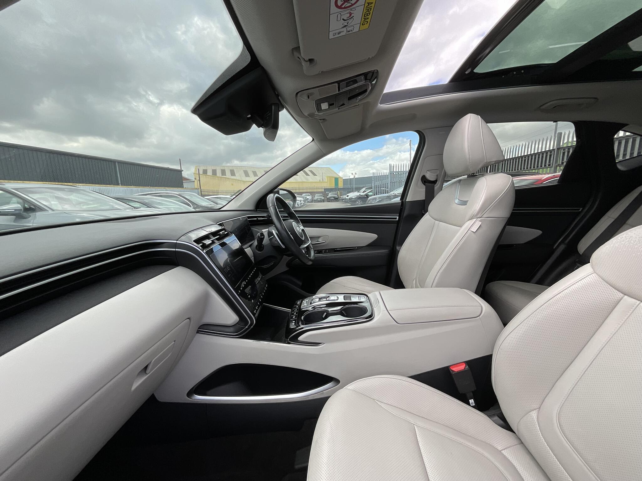 Hyundai Tucson view 18