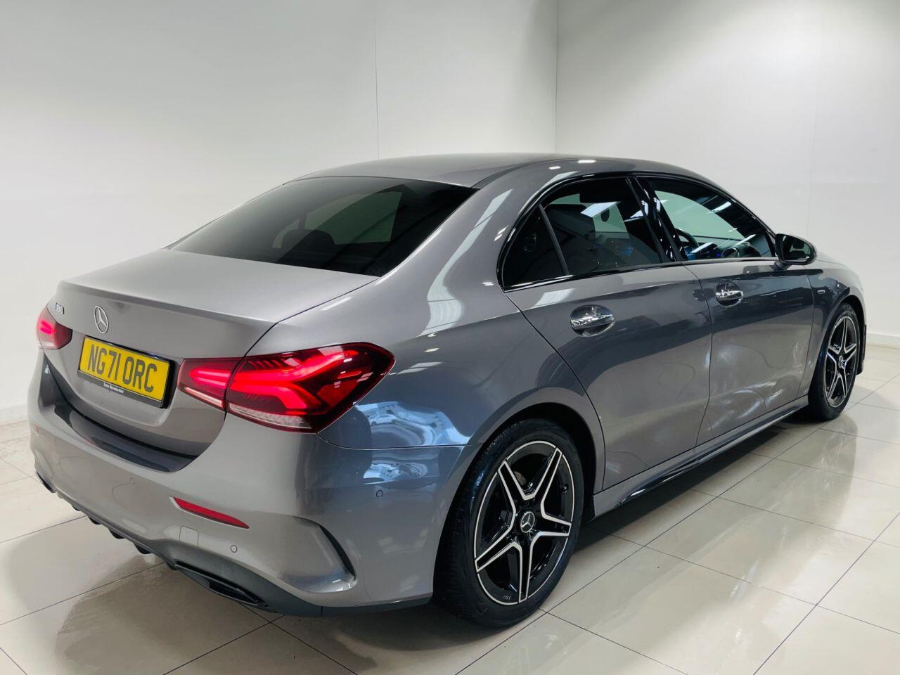 Mercedes-Benz A Class view 33