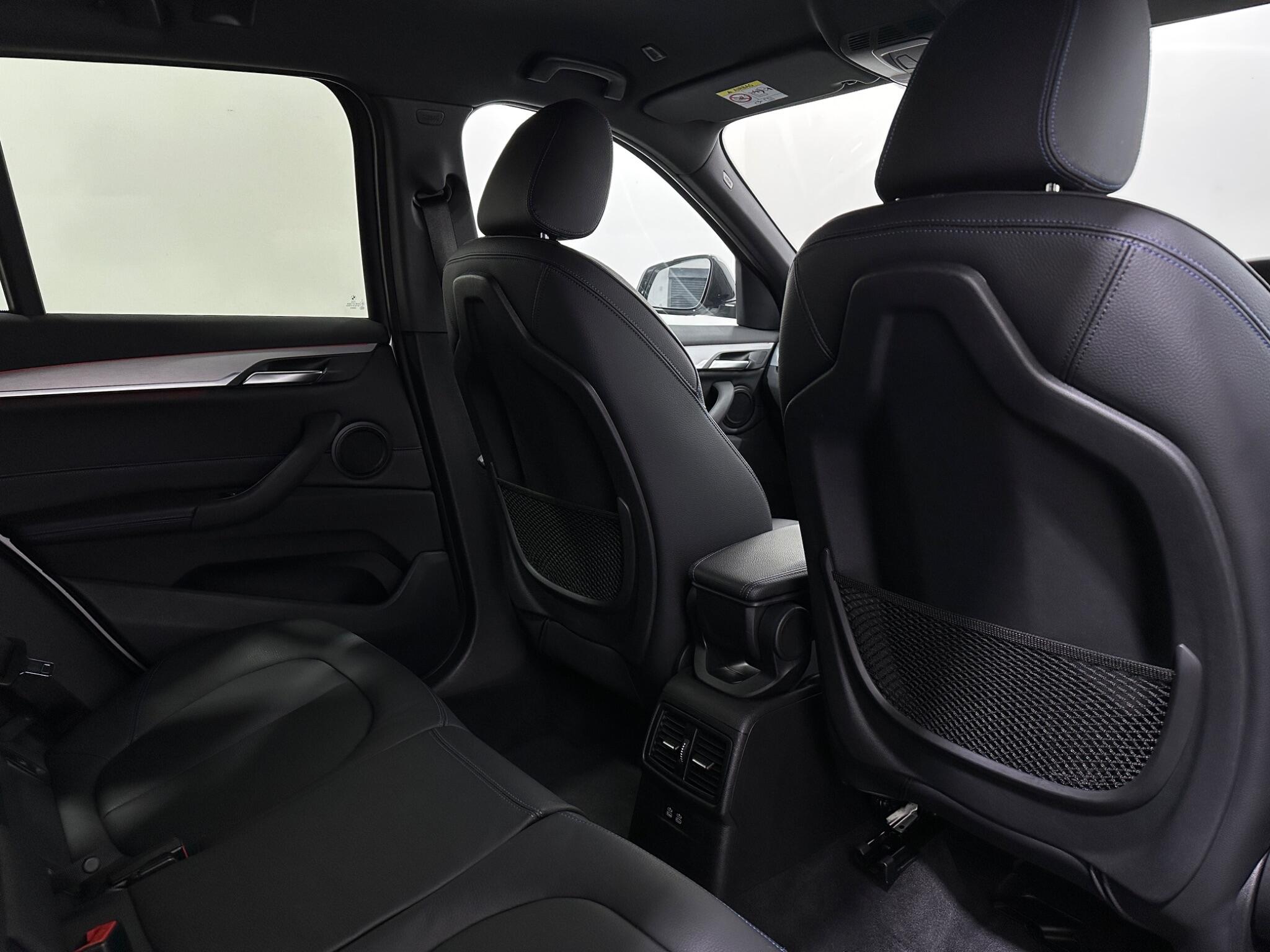 BMW X1 view 41