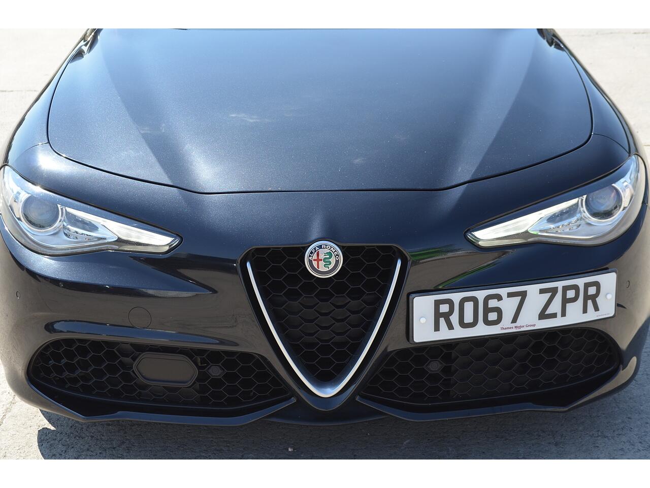 Alfa Romeo Giulia view 47