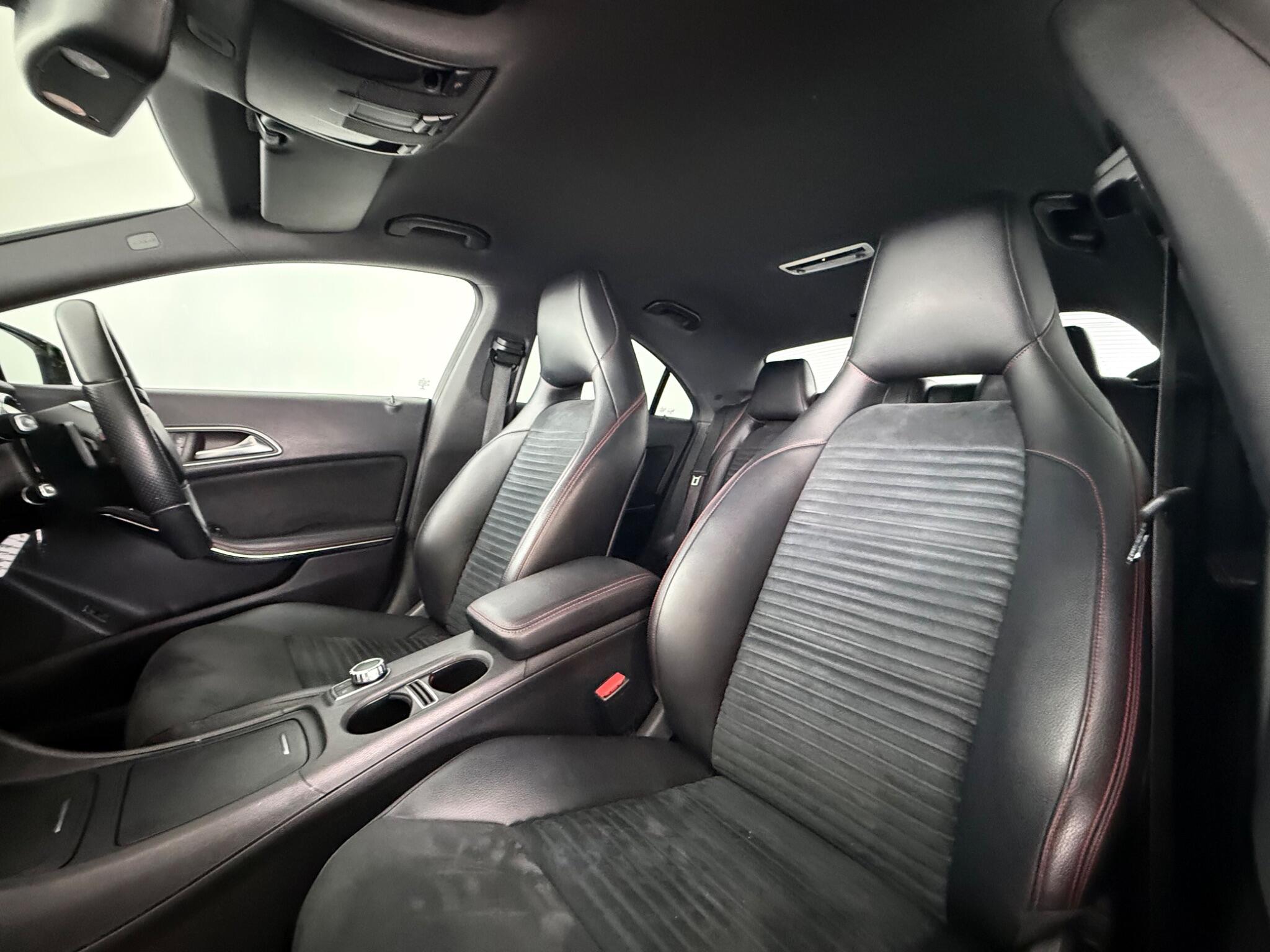 Mercedes-Benz CLA view 32