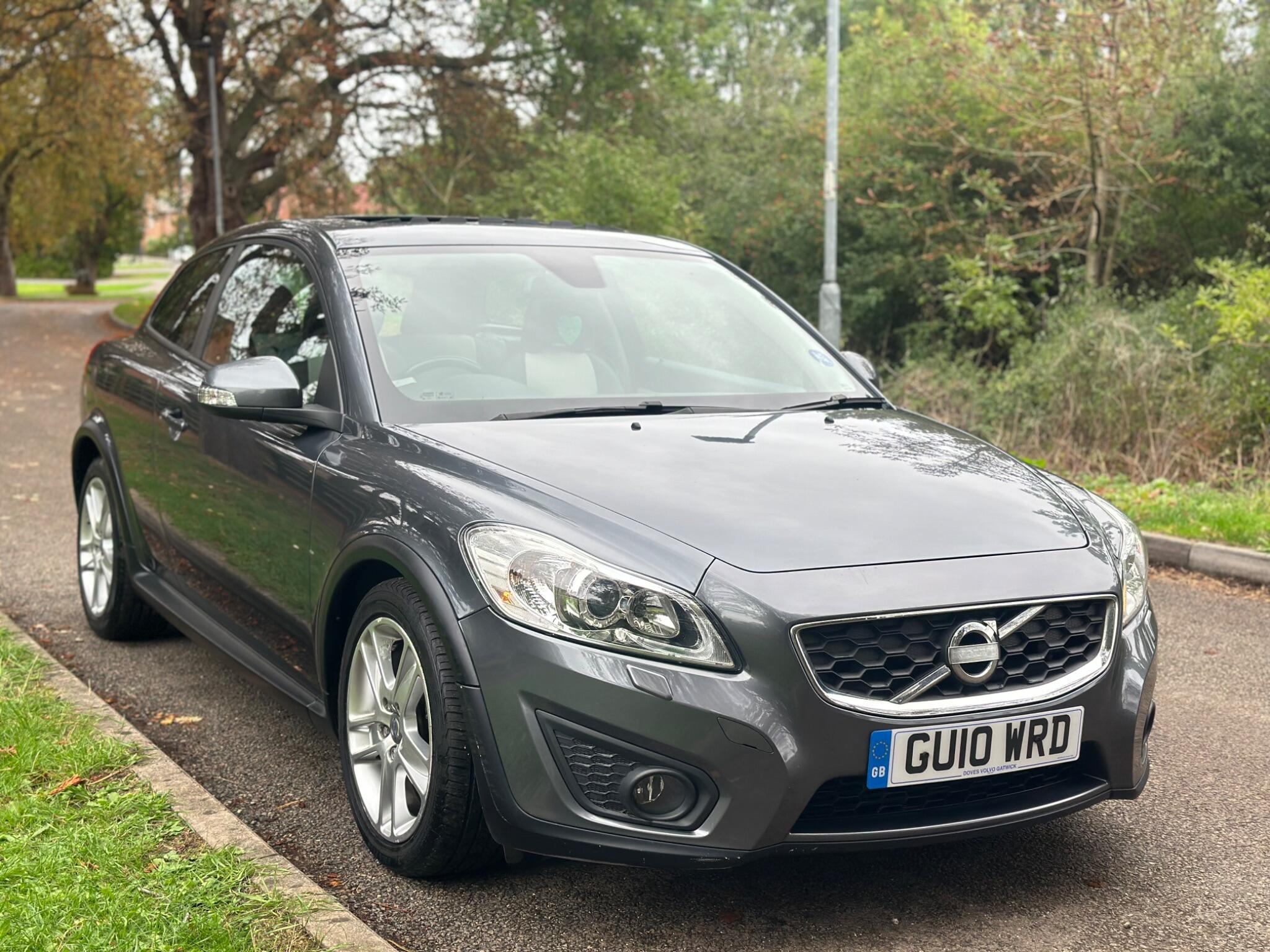 2010 Volvo C30 image 11