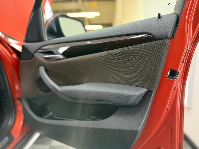 2013 BMW X1 image 23