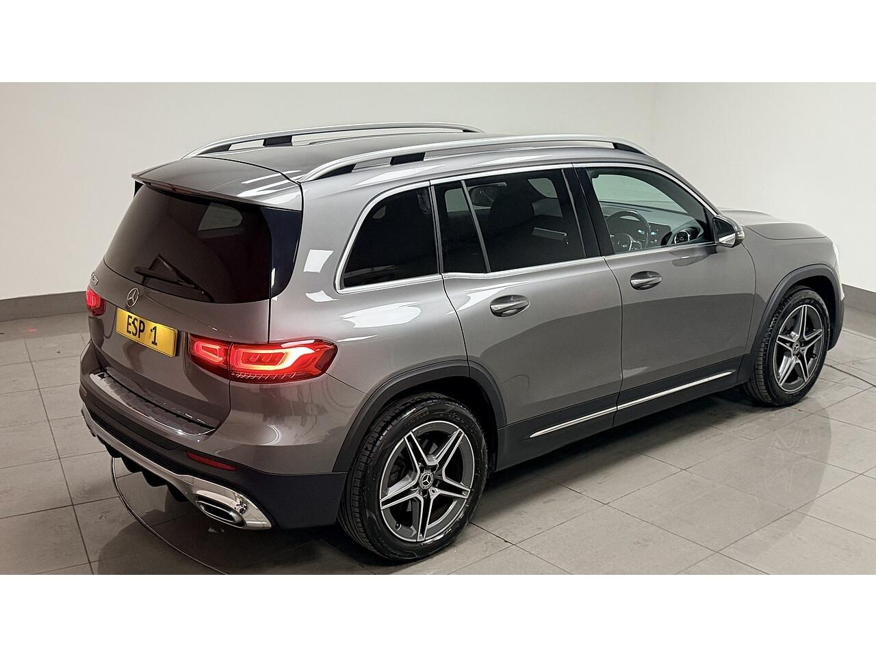 Mercedes-Benz GLB view 13