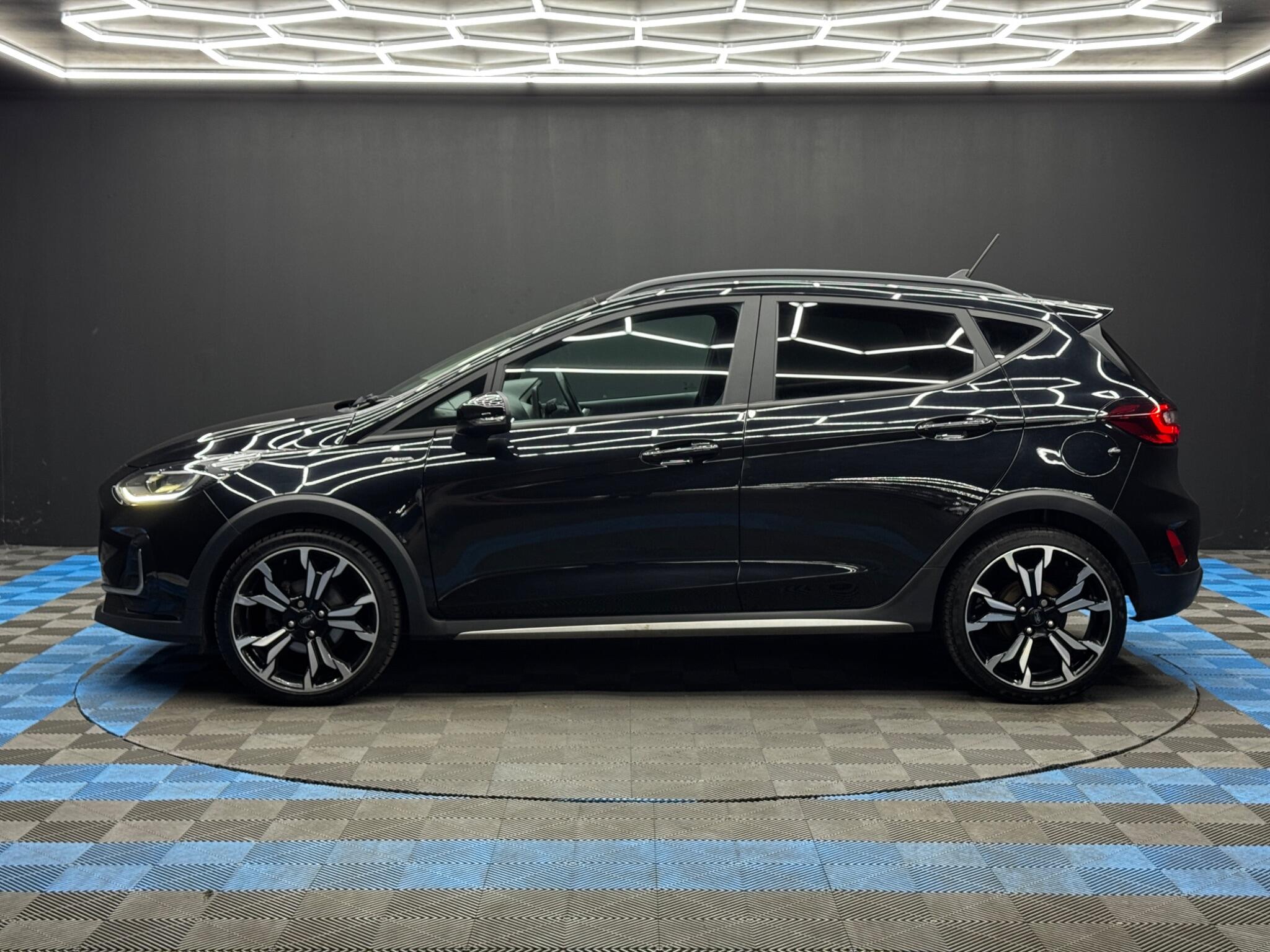 Ford Fiesta view 8