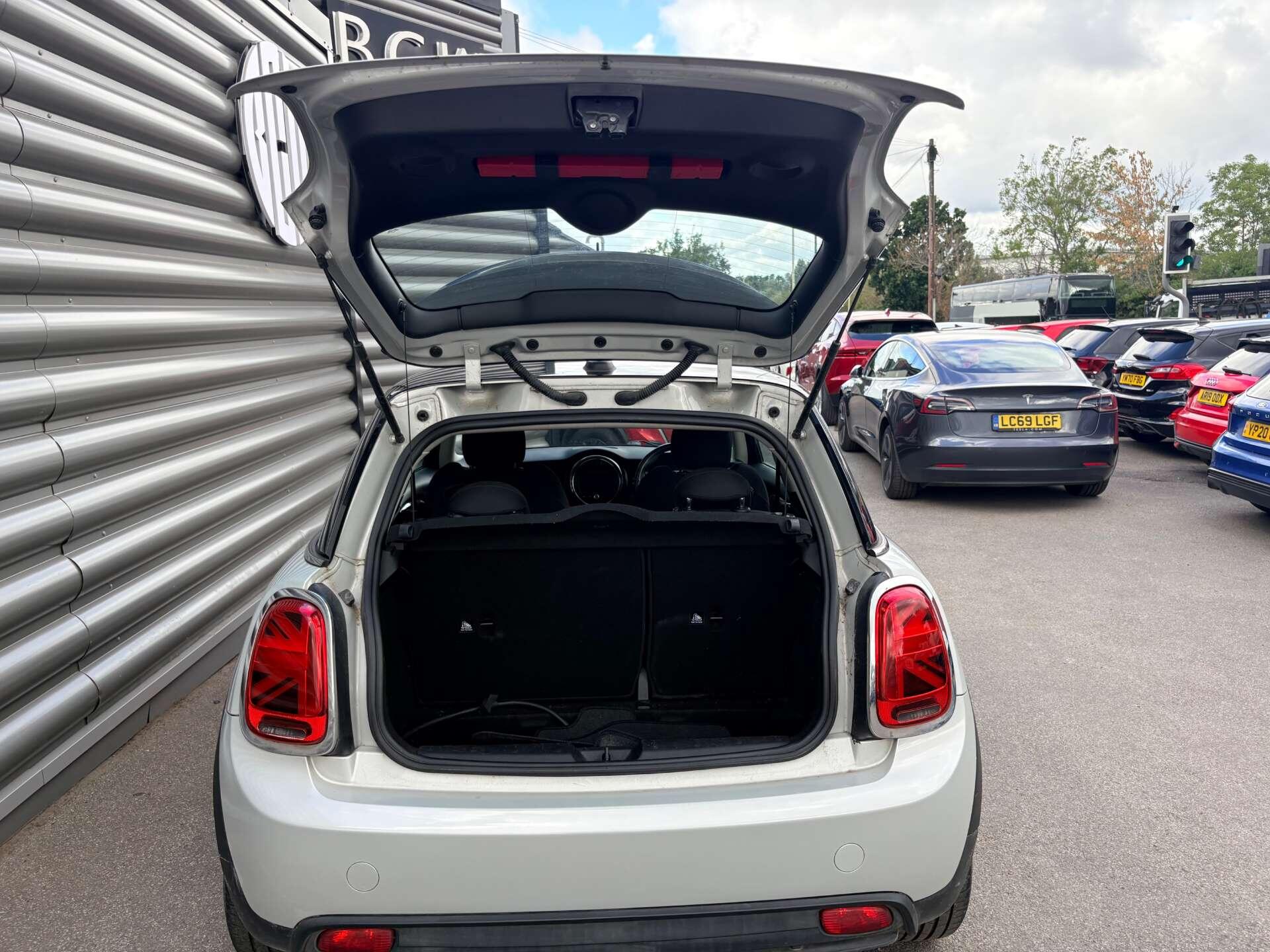 Mini Electric Hatch view 8