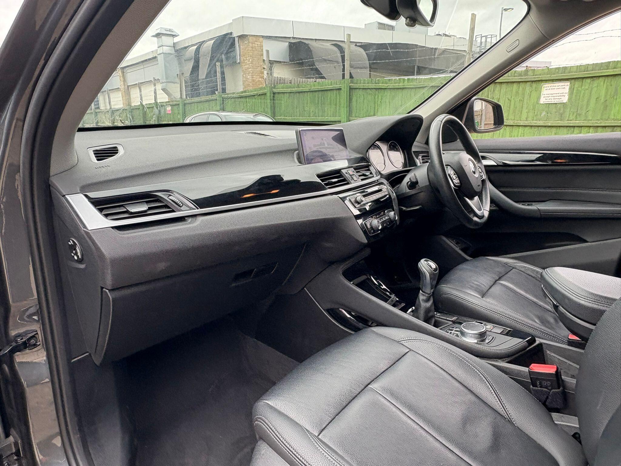 BMW X1 view 25
