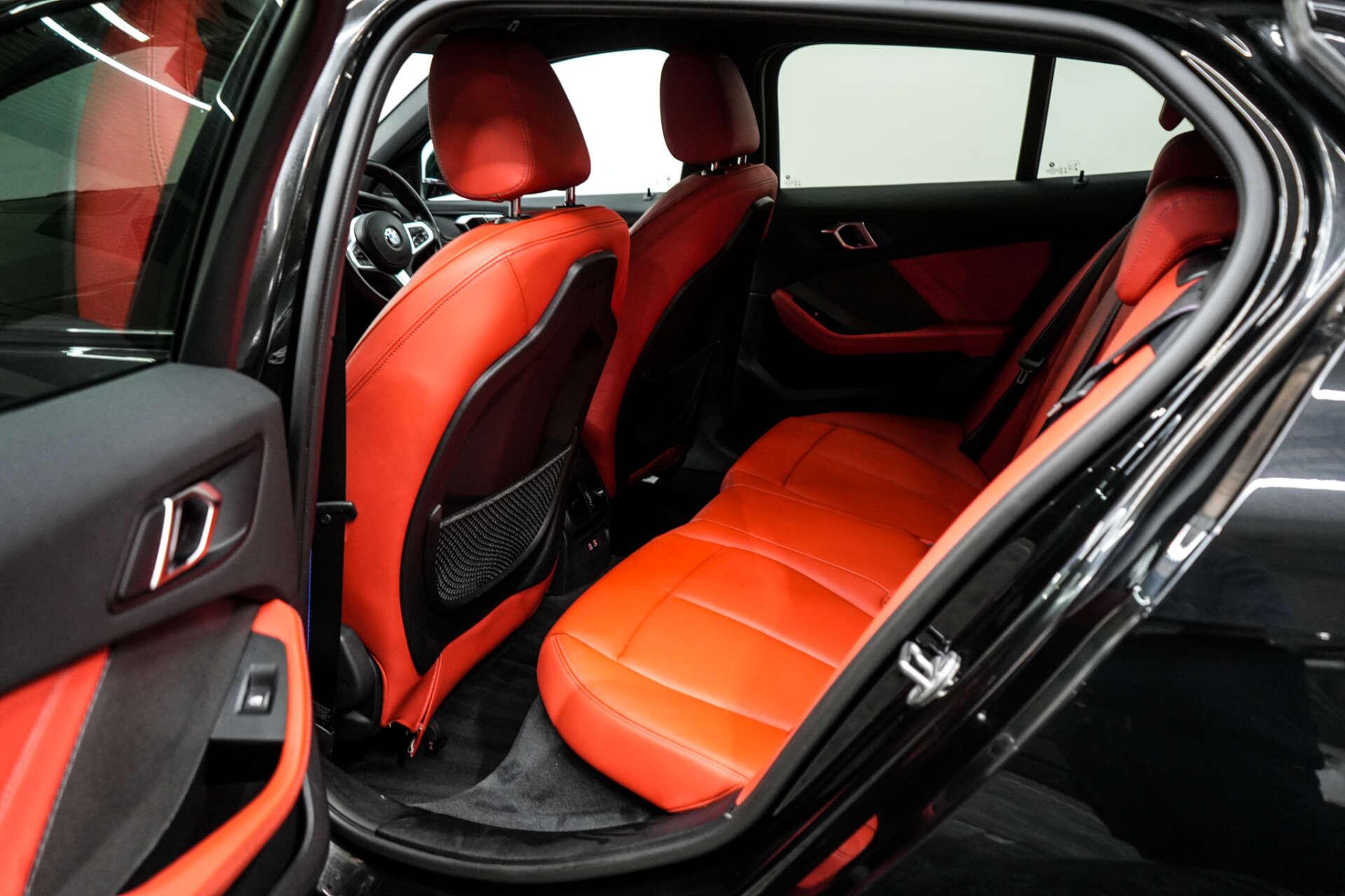 BMW 1 Series view 20