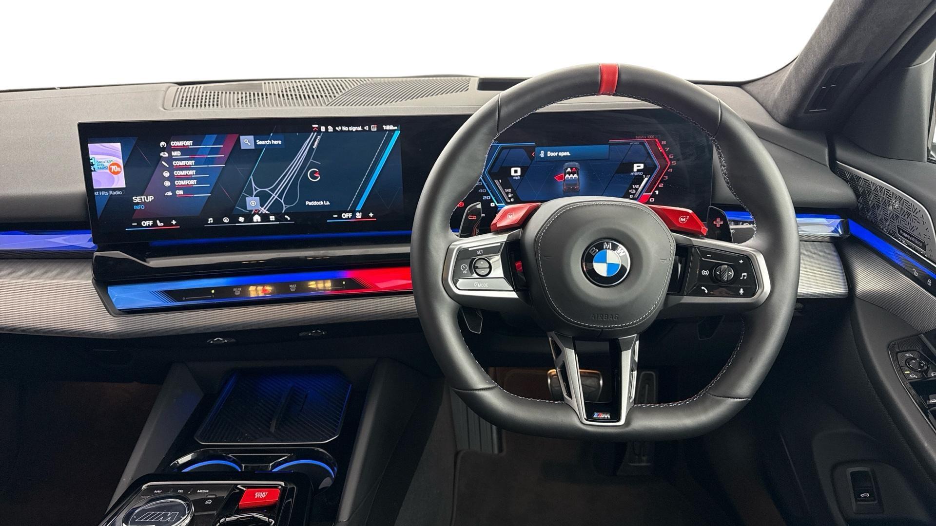 BMW M5 view 5