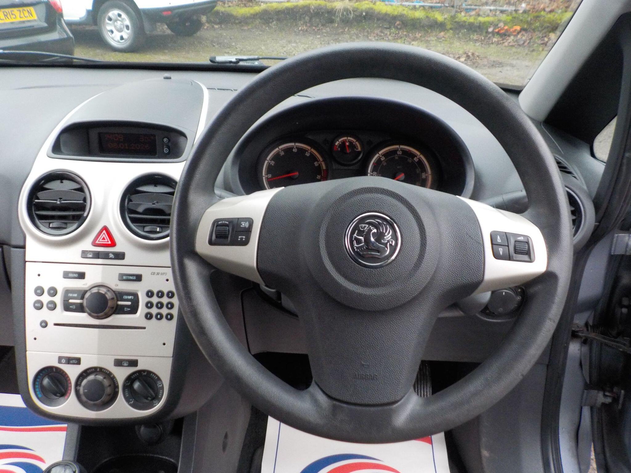 Vauxhall Corsa 1.2i 16v Breeze 3dr
