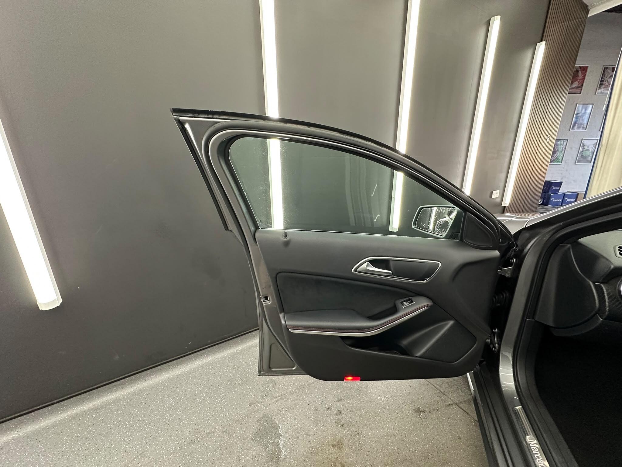 Mercedes-Benz A-Class view 20