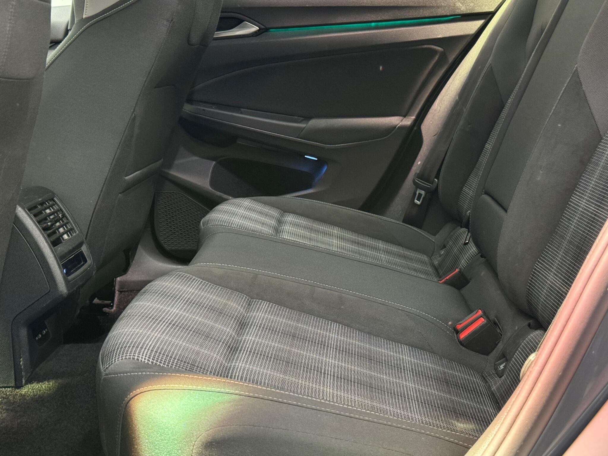 Volkswagen Golf view 58