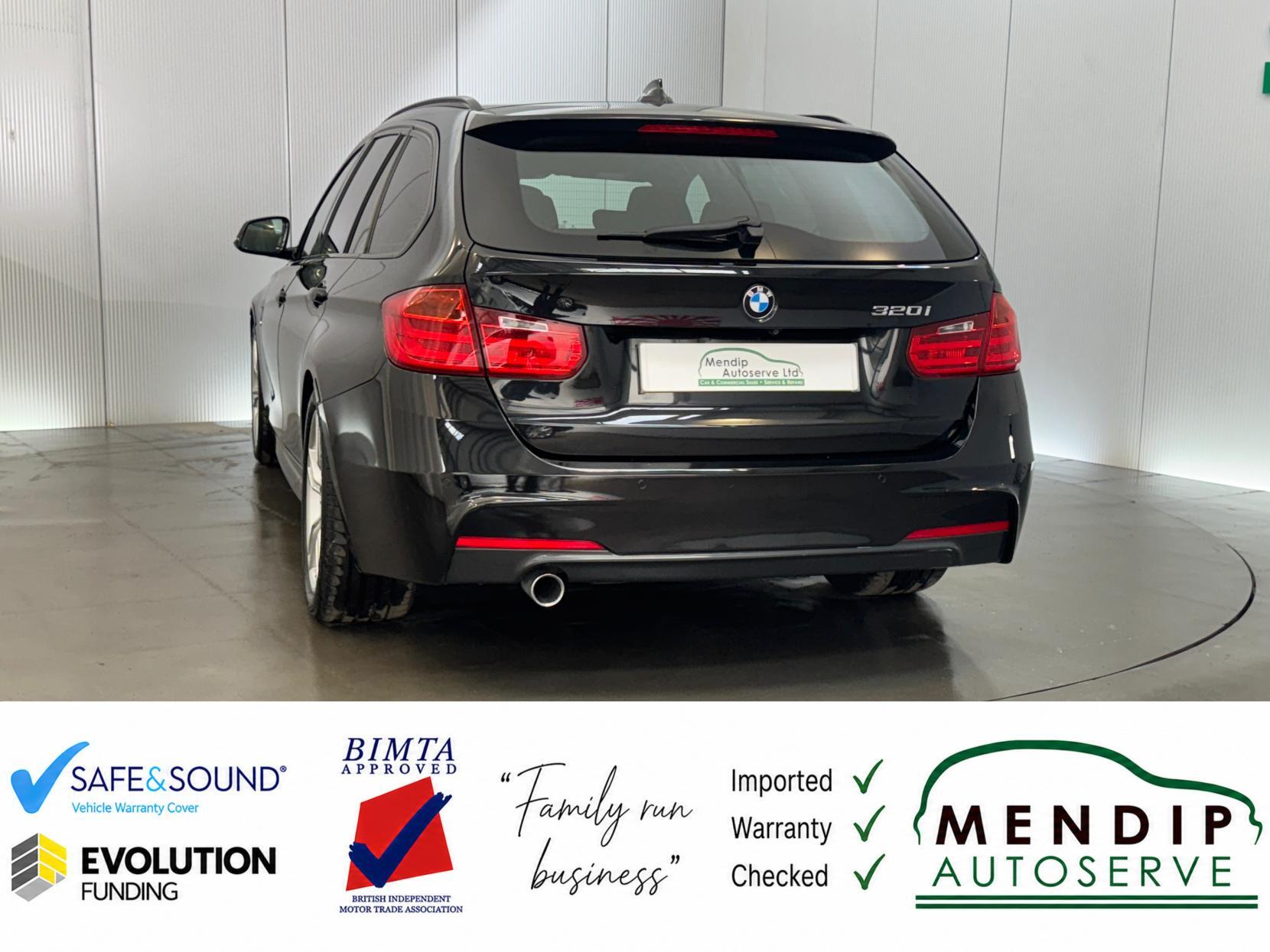 BMW 3 Series view 18
