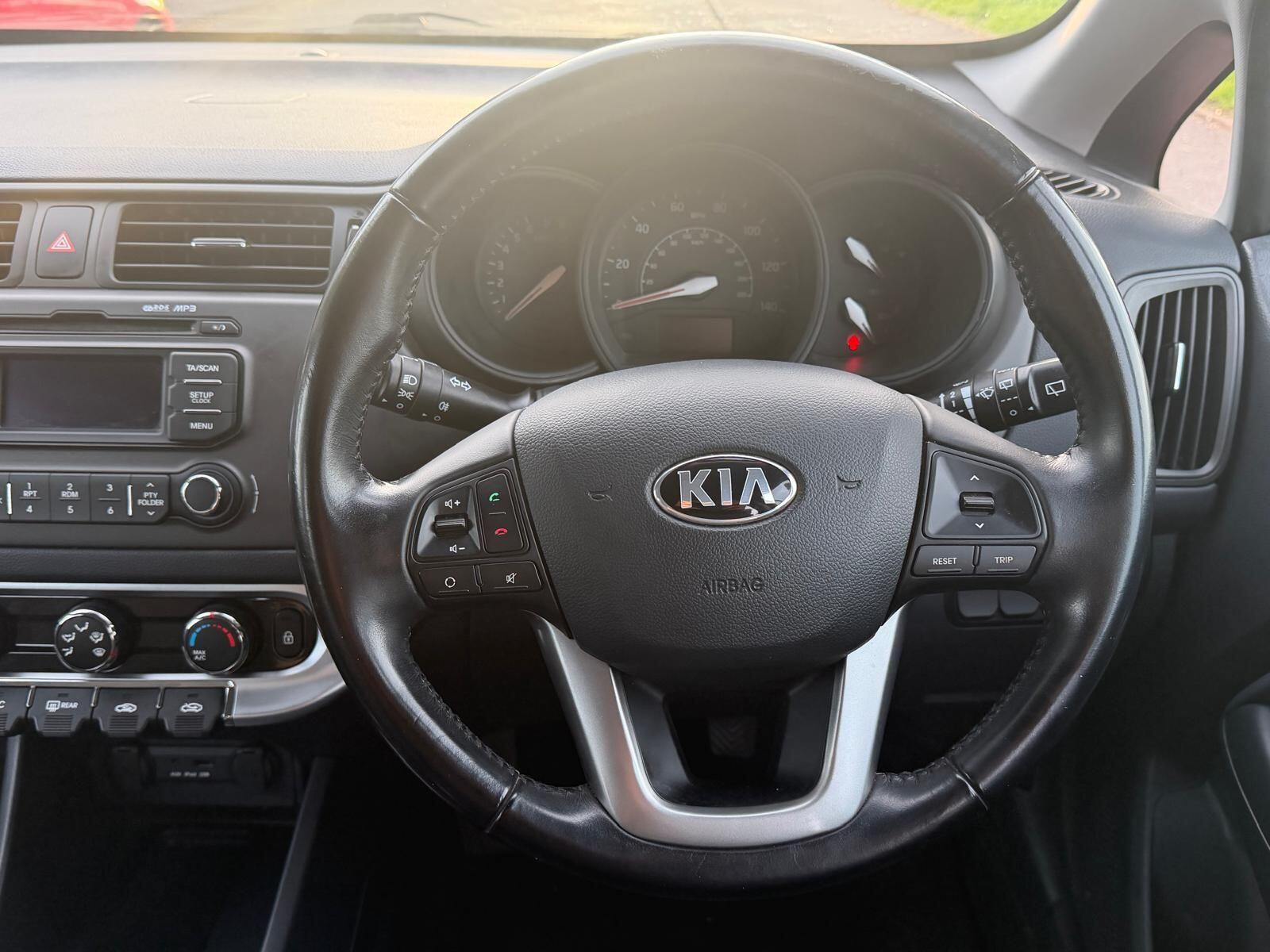 Kia Rio view 22