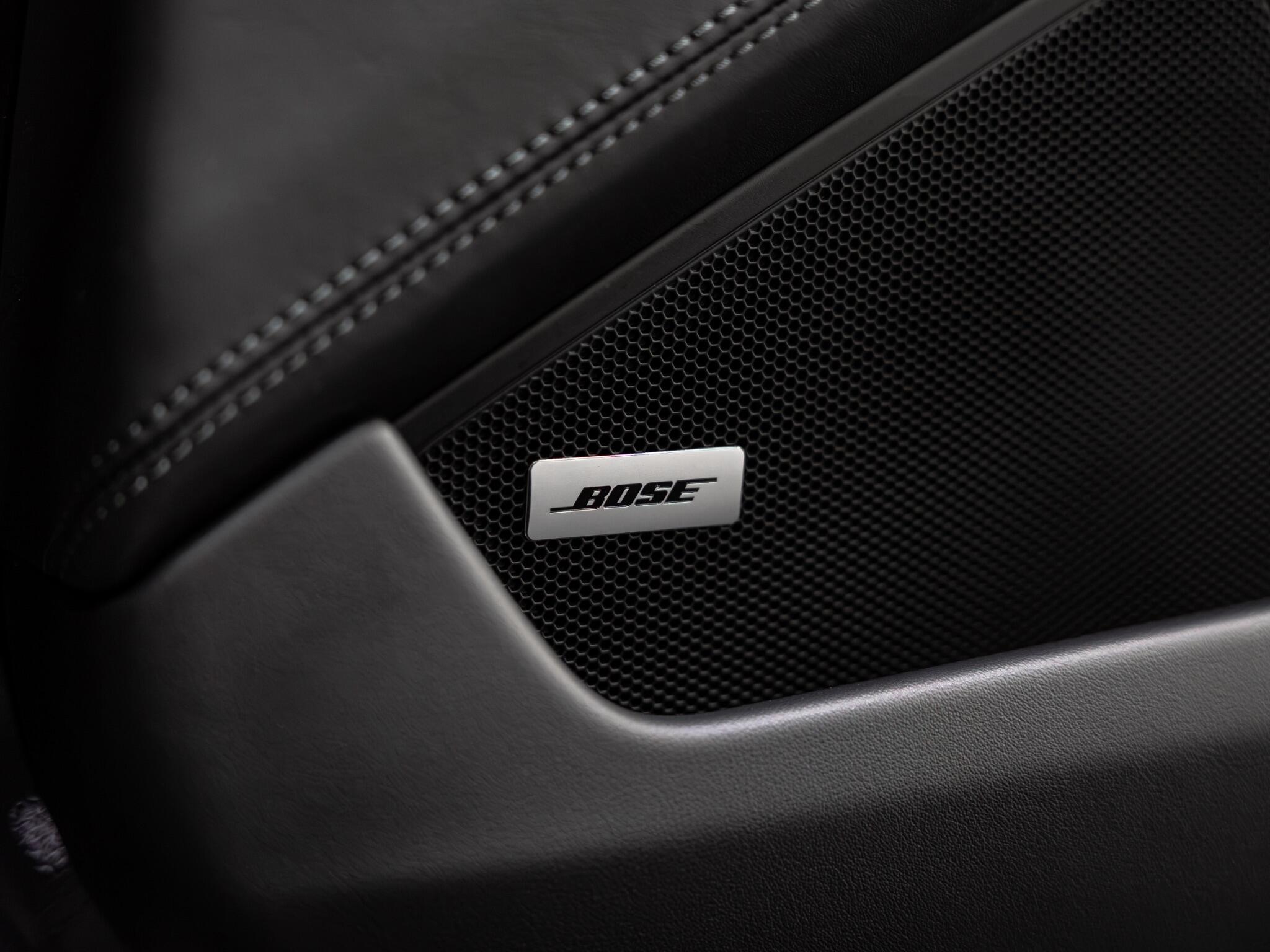 Porsche 911 view 4