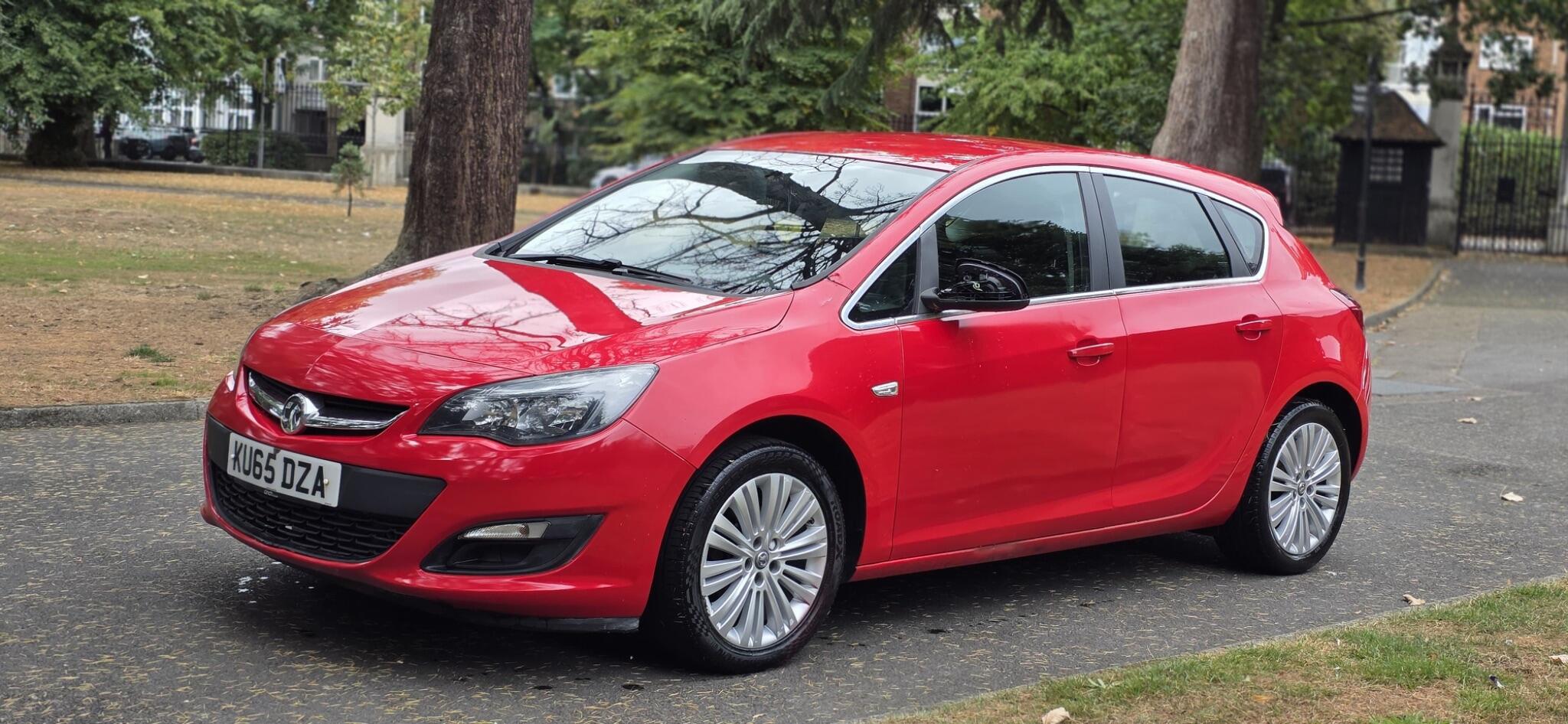 Vauxhall Astra view 13