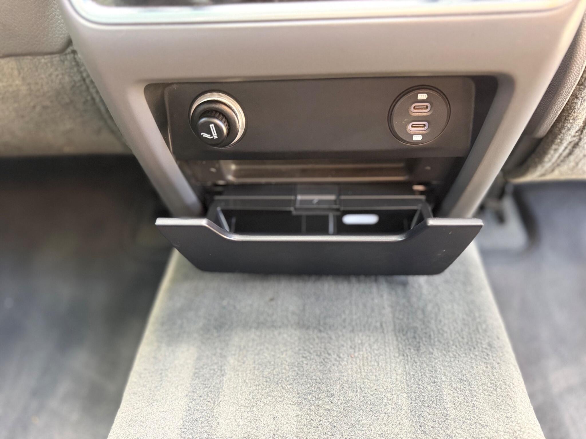Porsche Cayenne view 22