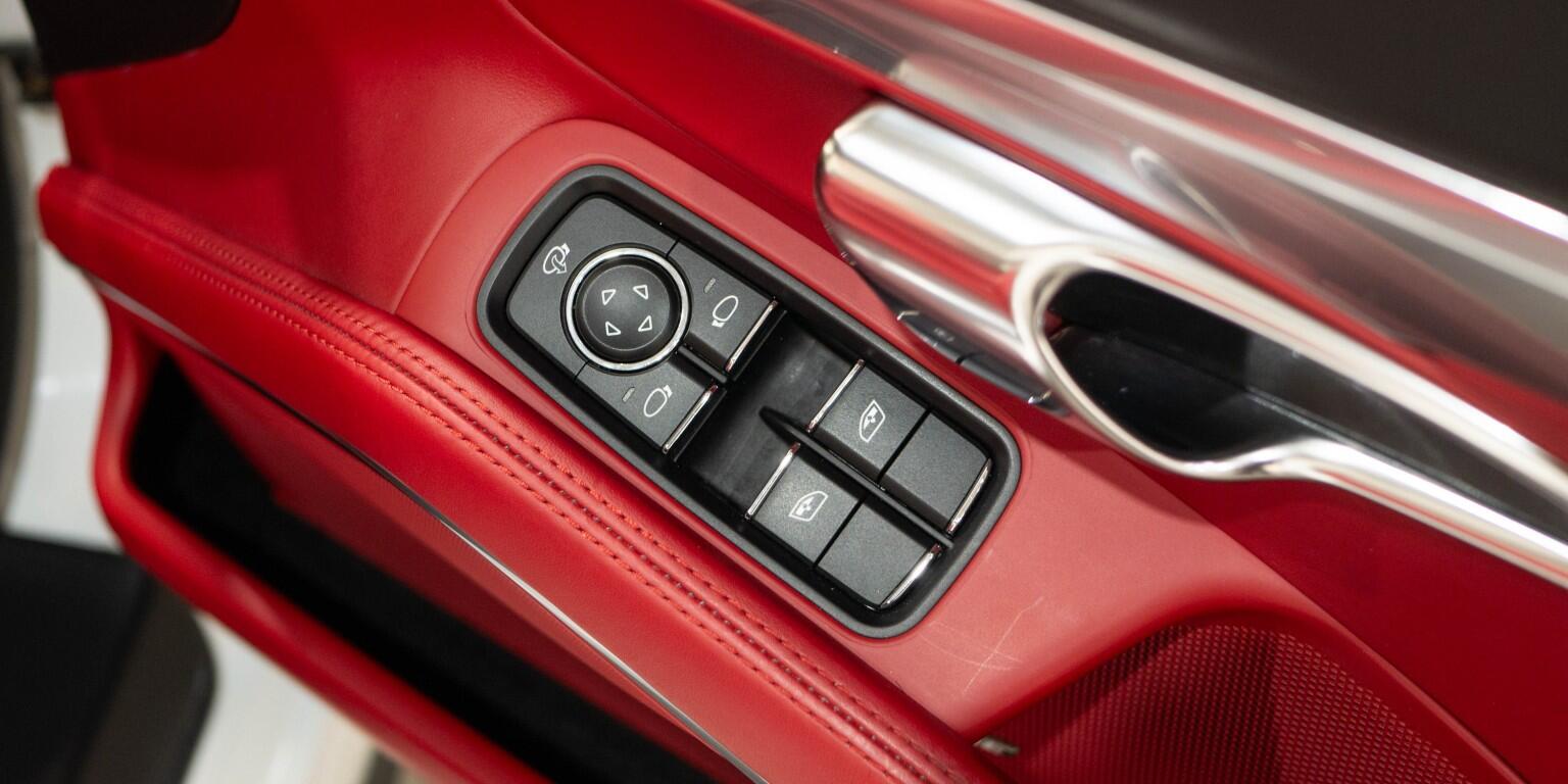 Porsche Targa view 24