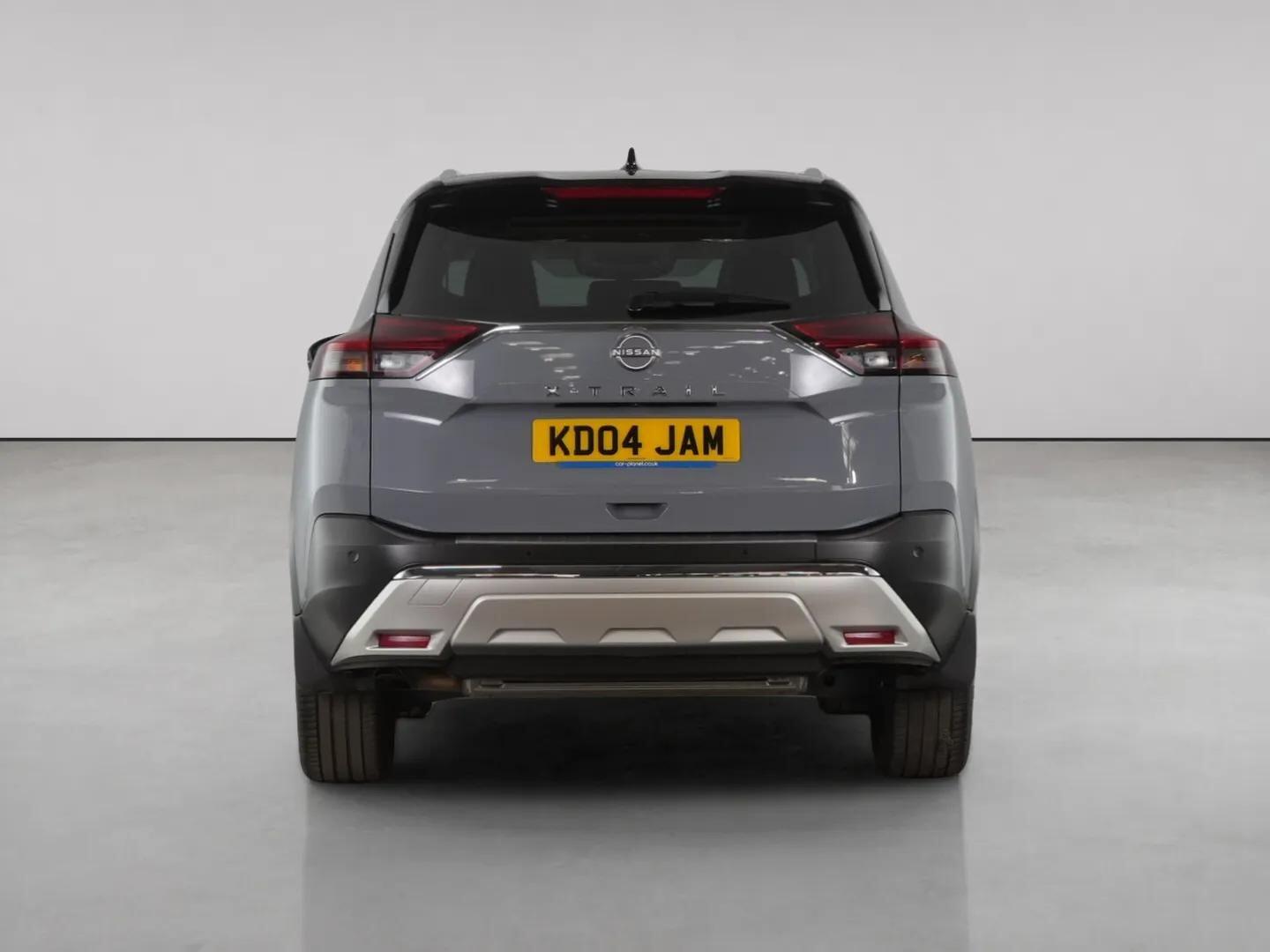 Nissan X-Trail view 7