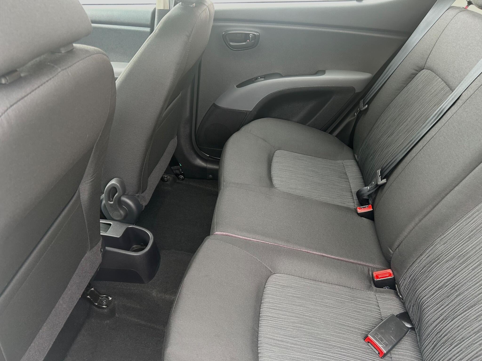 Hyundai I10 view 21