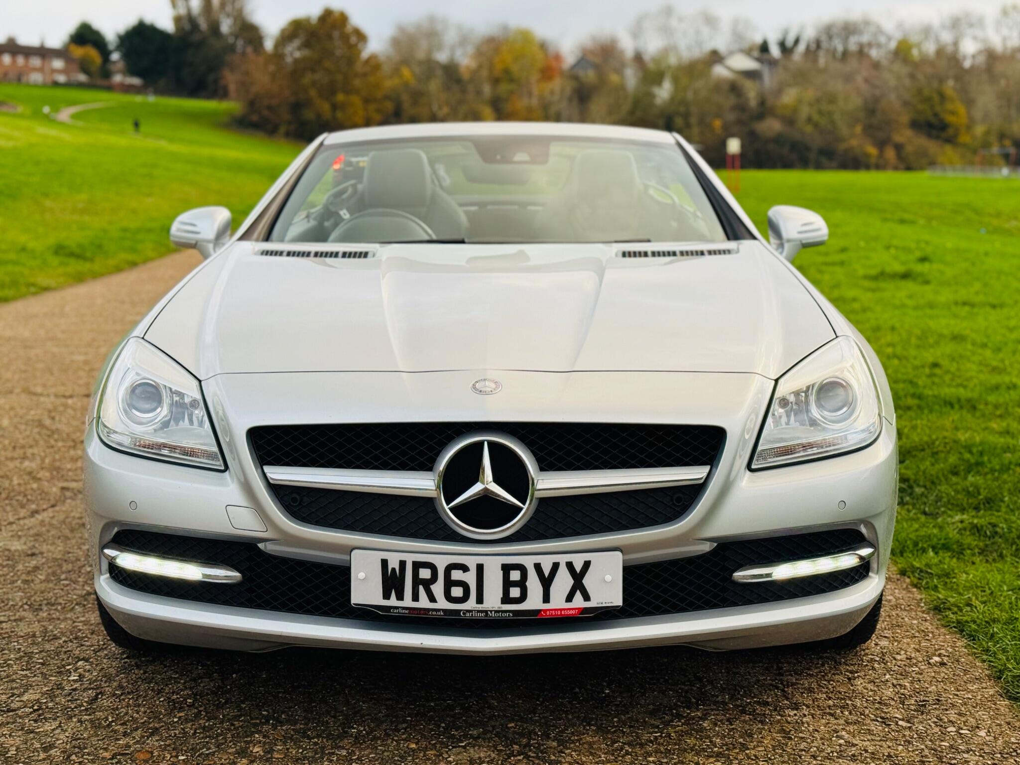 2011 Mercedes-Benz SLK image 3