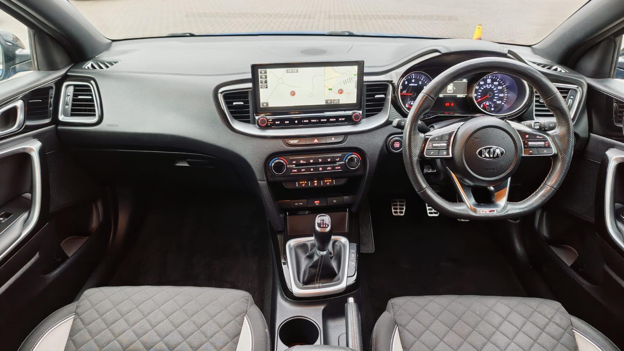 Kia Ceed view 11
