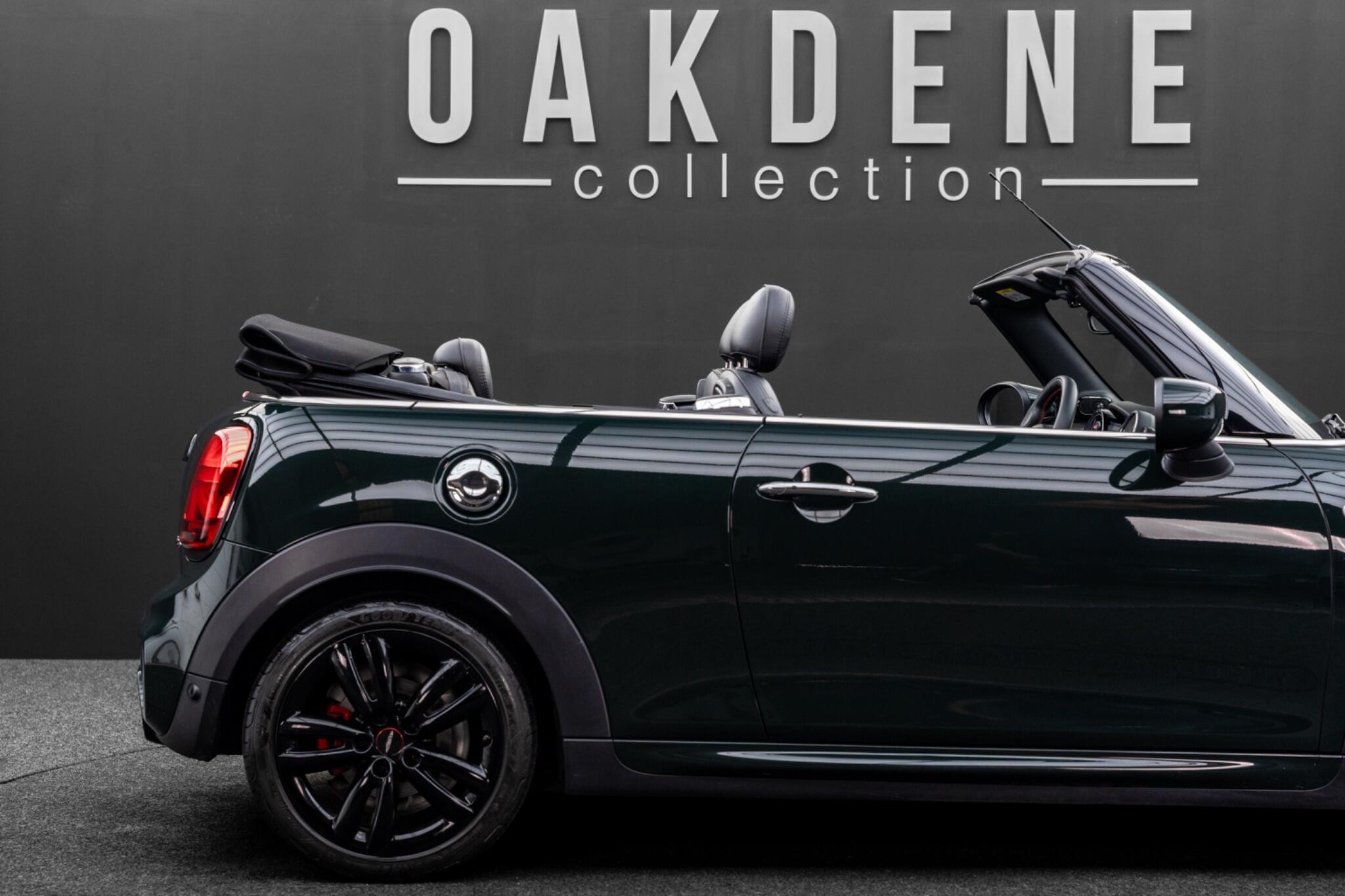 MINI Convertible view 50