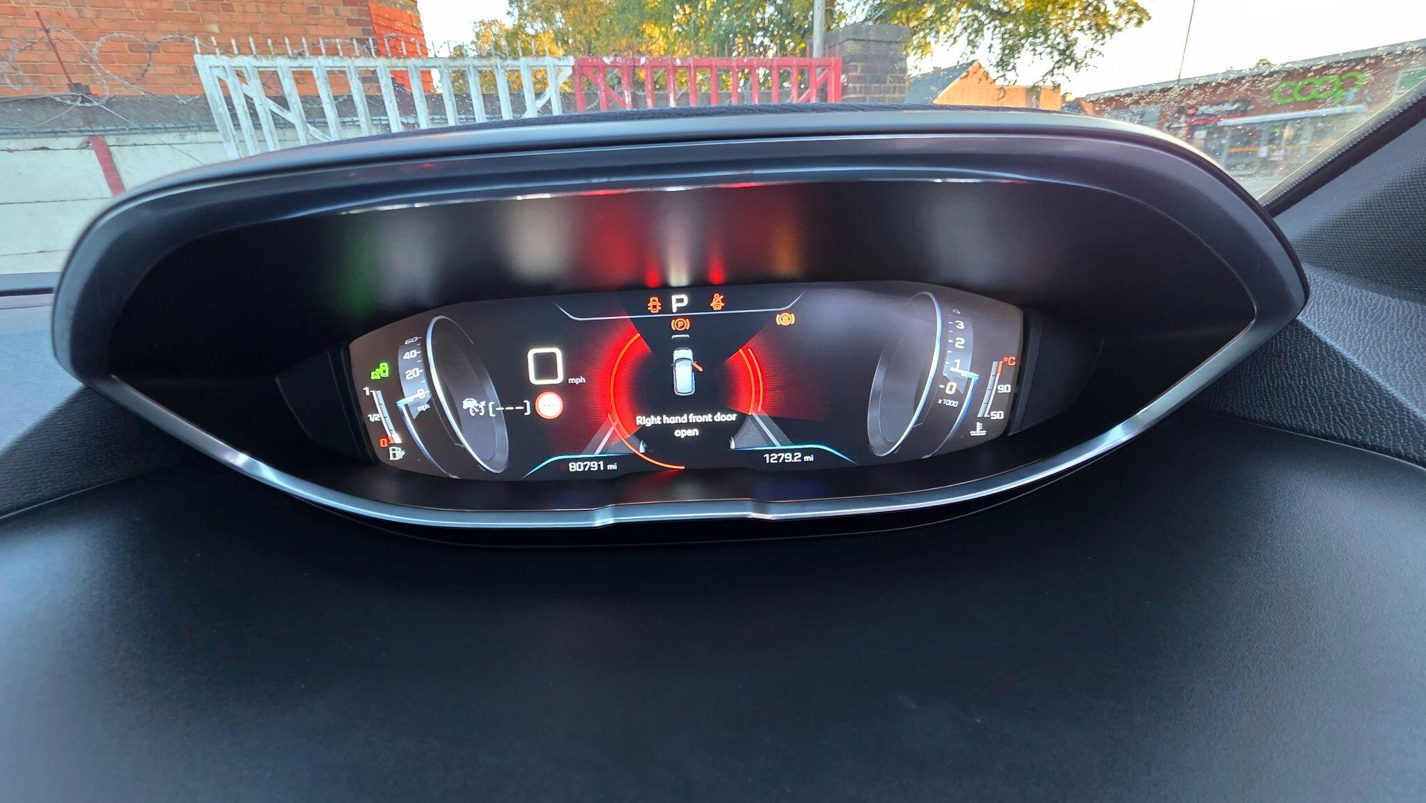 Peugeot 3008 view 32