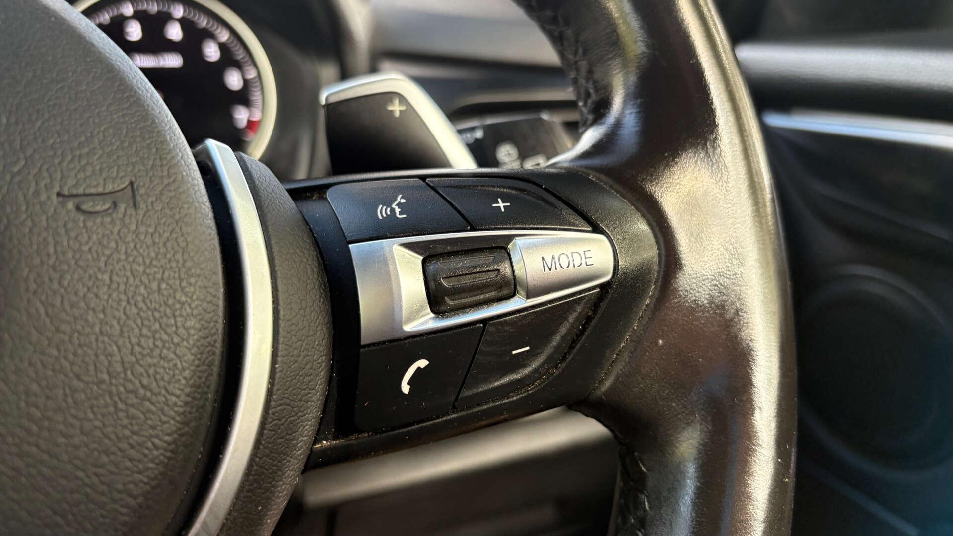 BMW 2 Series view 18