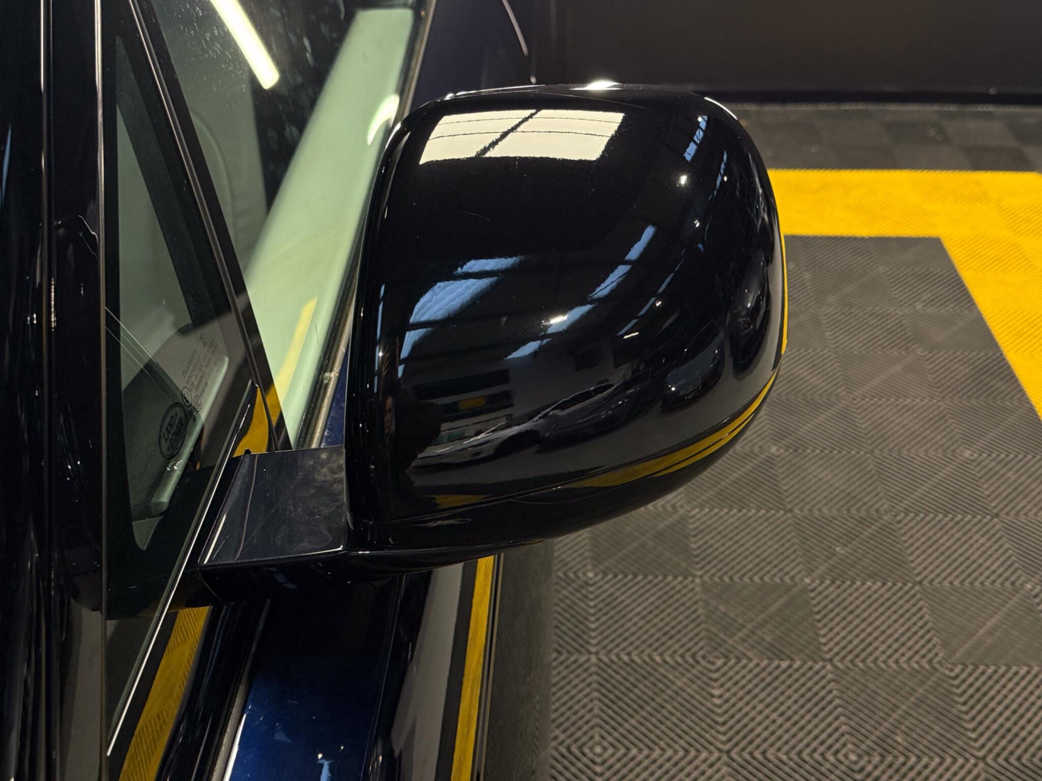 Land Rover Range Rover Sport view 16