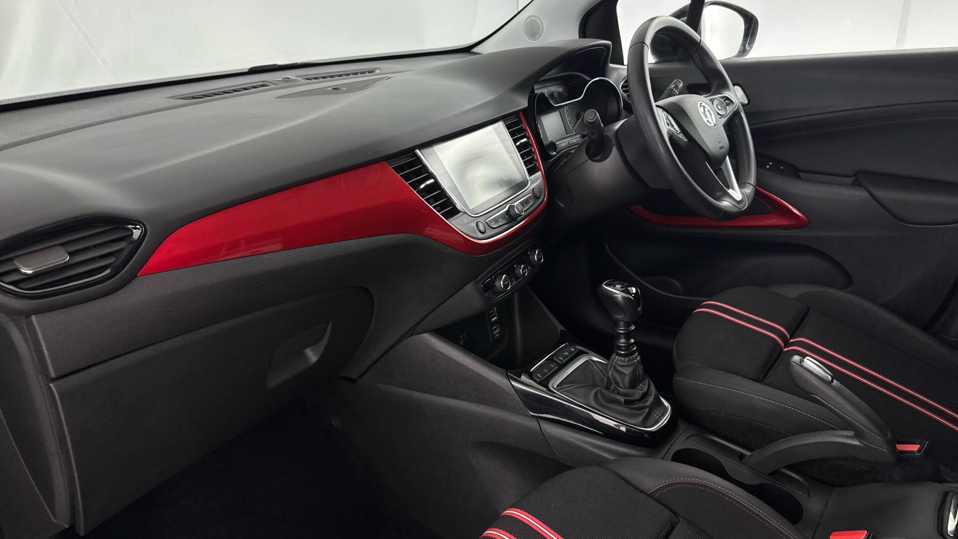 Vauxhall Crossland view 10