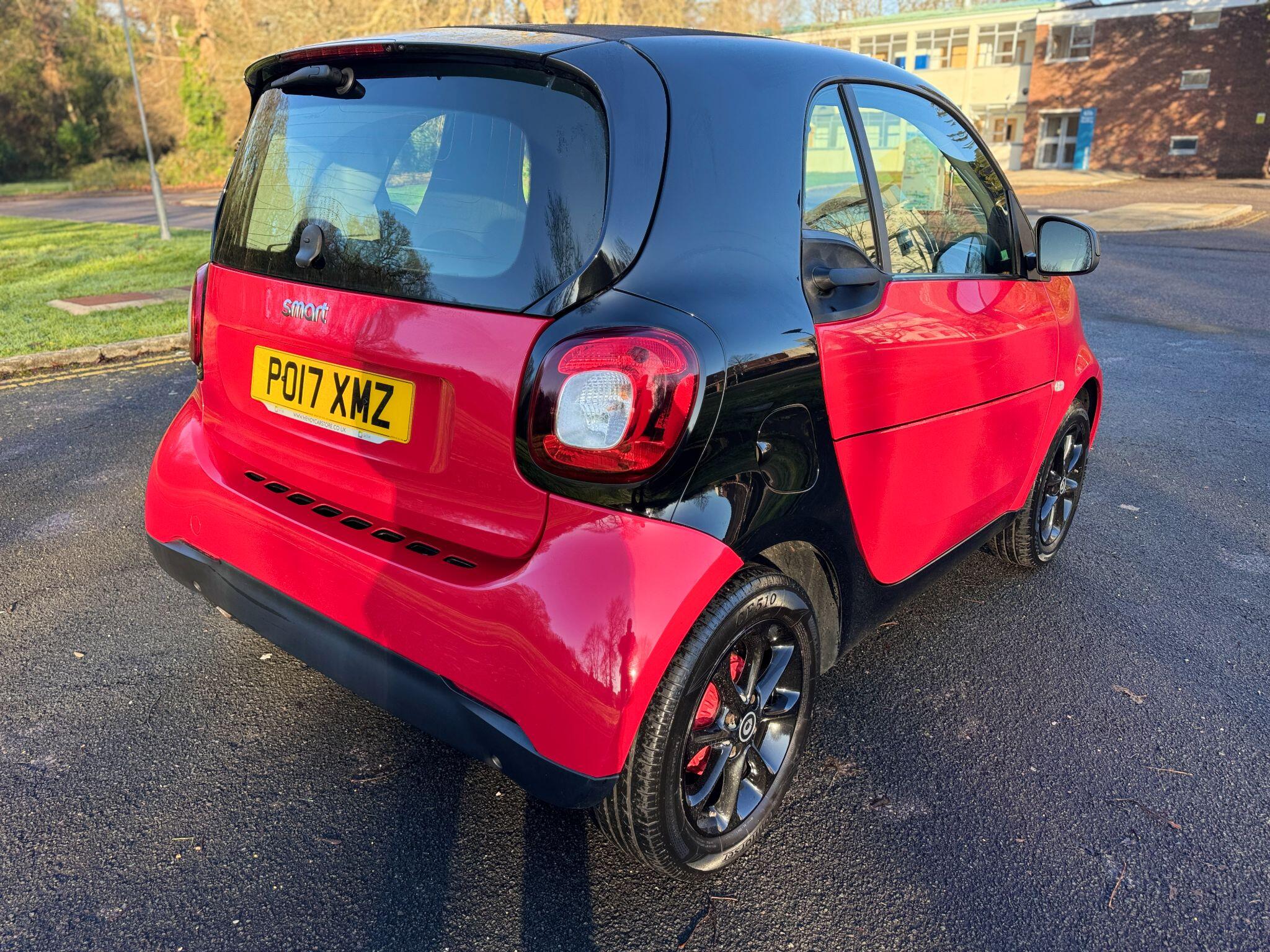 2017 Smart fortwo 1.0 Passion Euro 6 (s/s) 2dr • 71,000 miles image 4