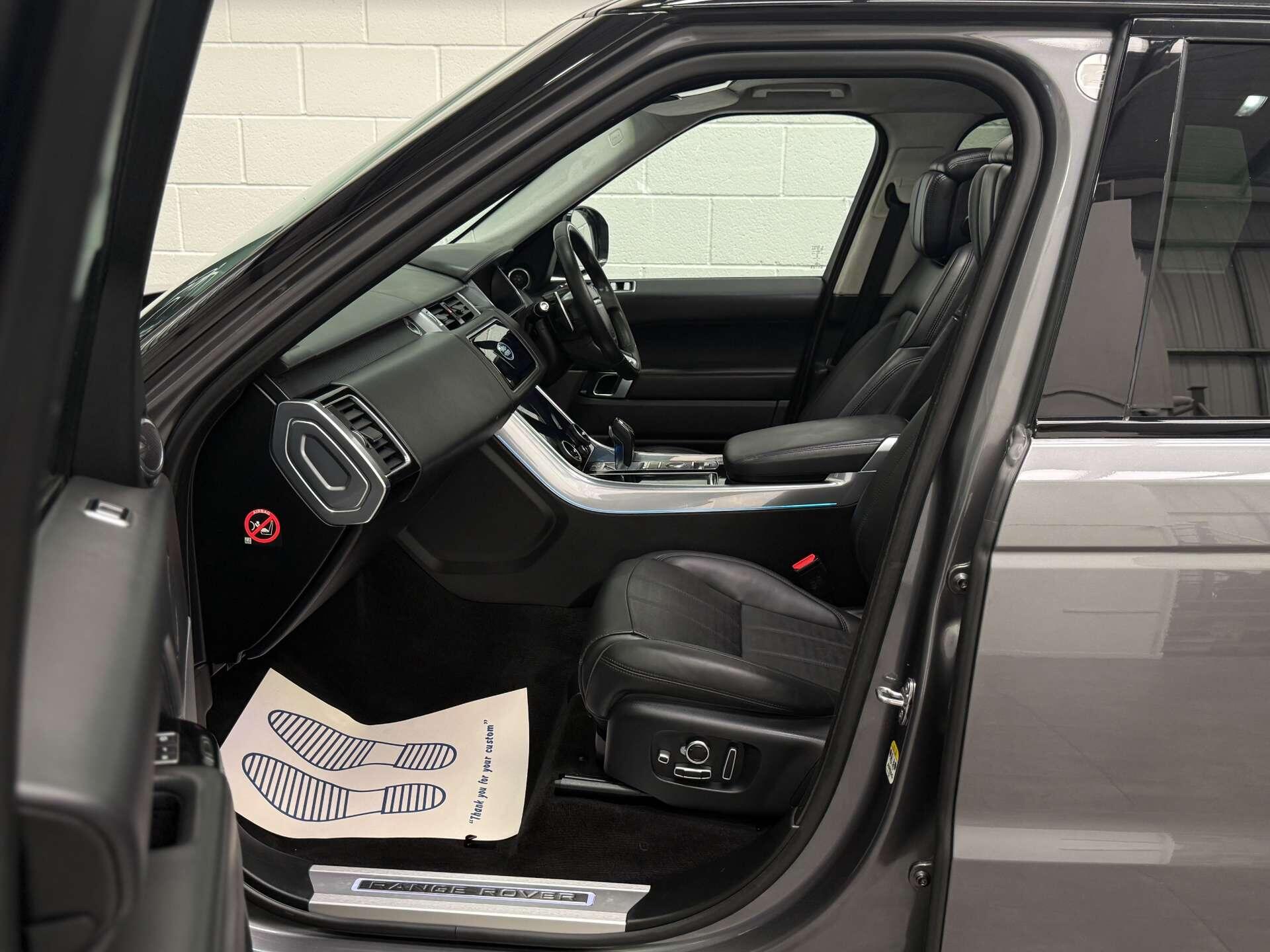 Land Rover Range Rover Sport view 17