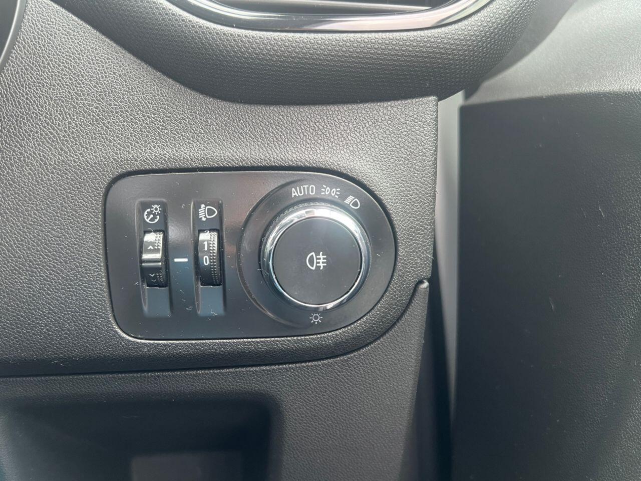 Vauxhall Crossland view 22