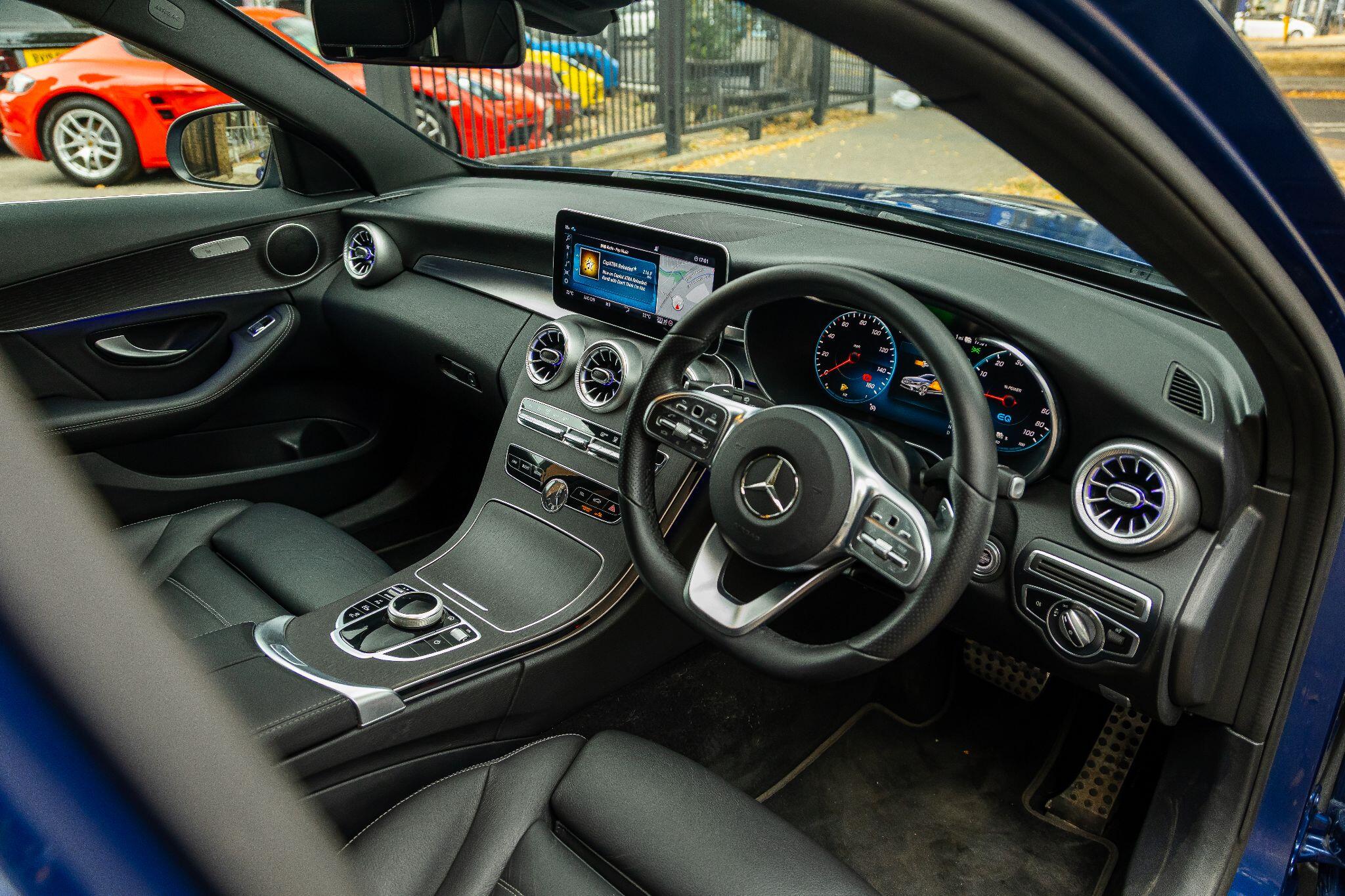 Mercedes-Benz C-Class view 15