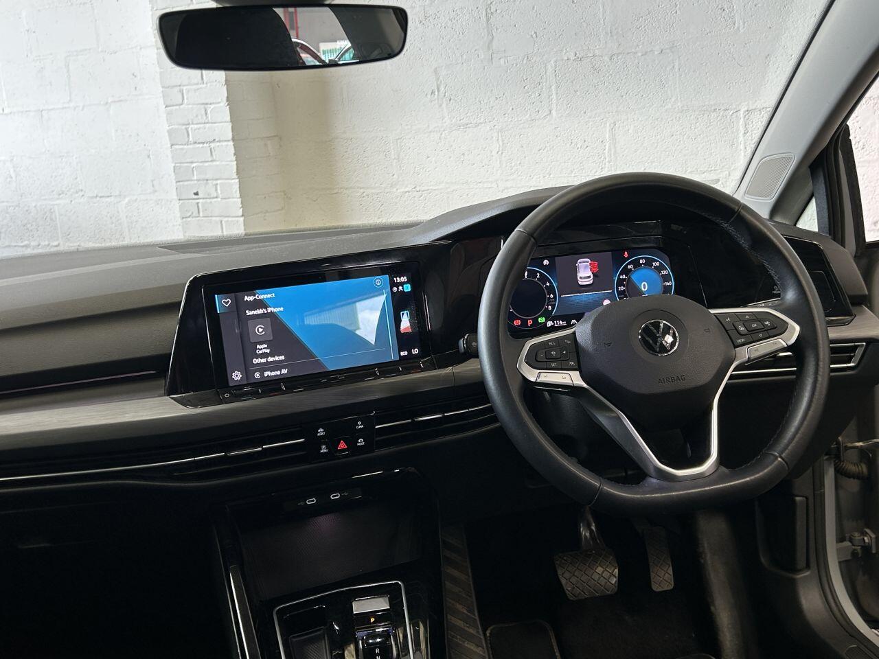 Volkswagen Golf view 33
