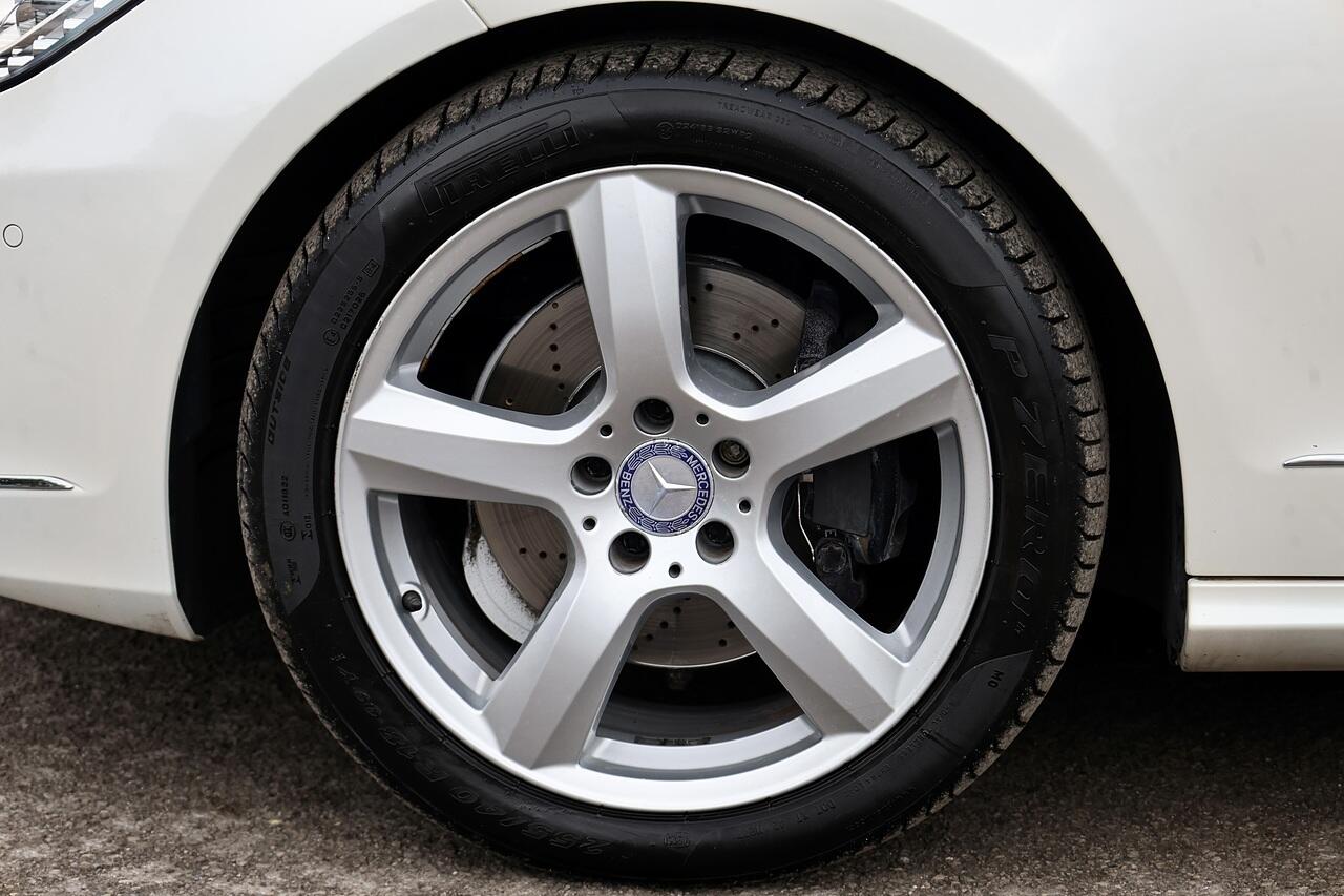 Mercedes-Benz CLS view 37
