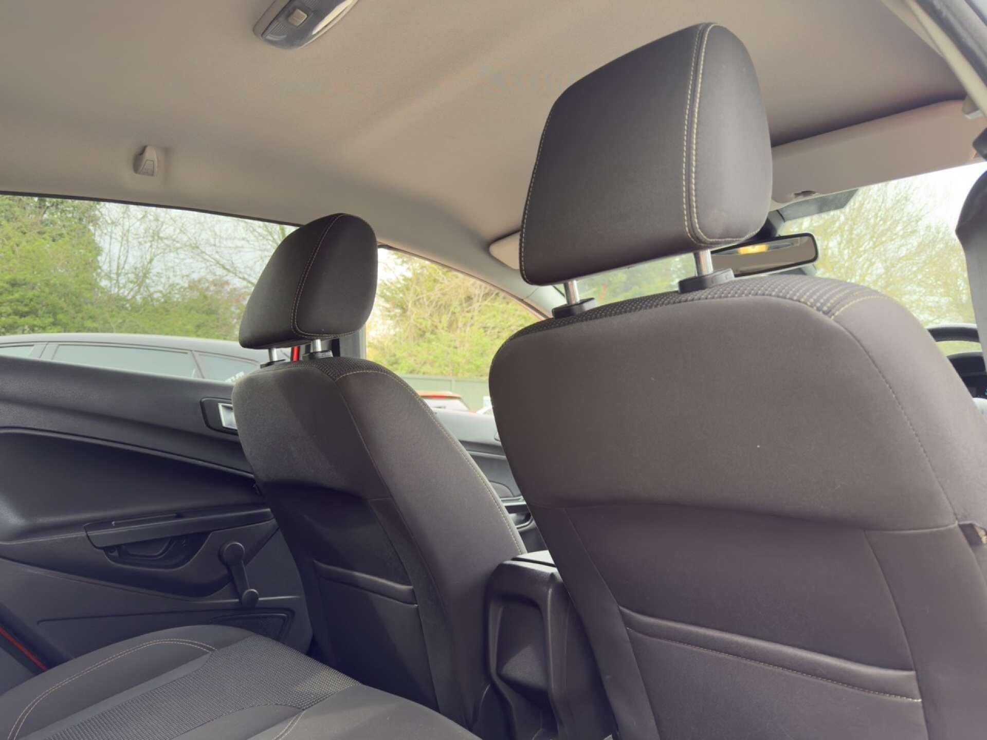 Ford Fiesta view 9