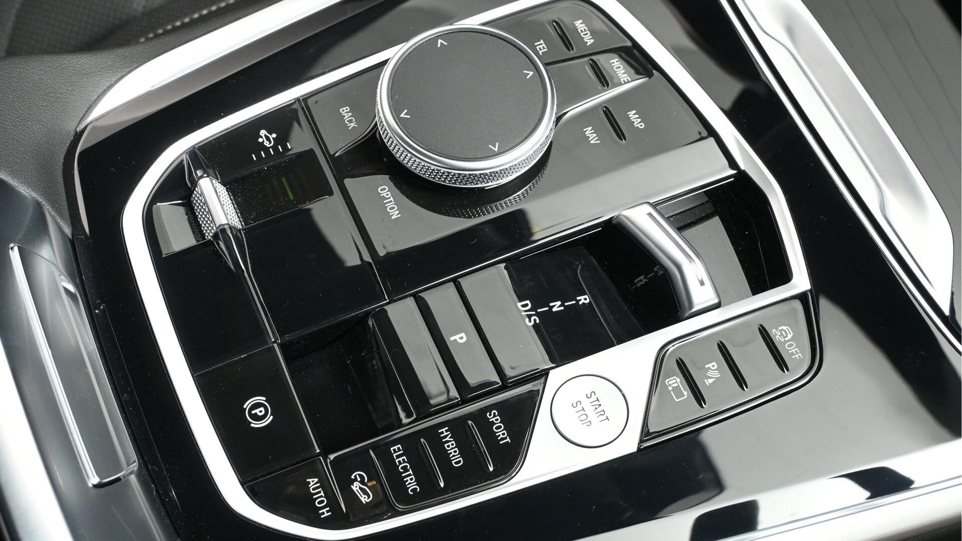 BMW X5 view 10