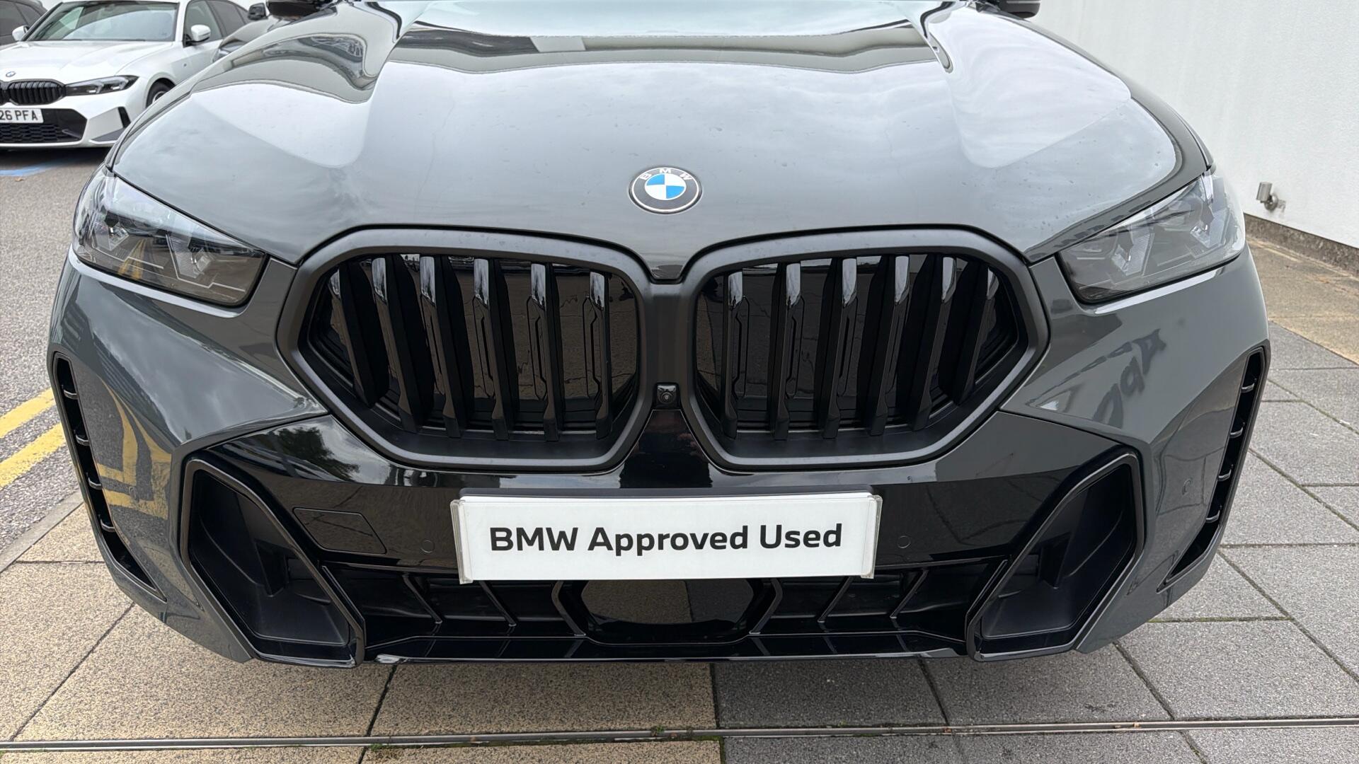 BMW X6 view 61