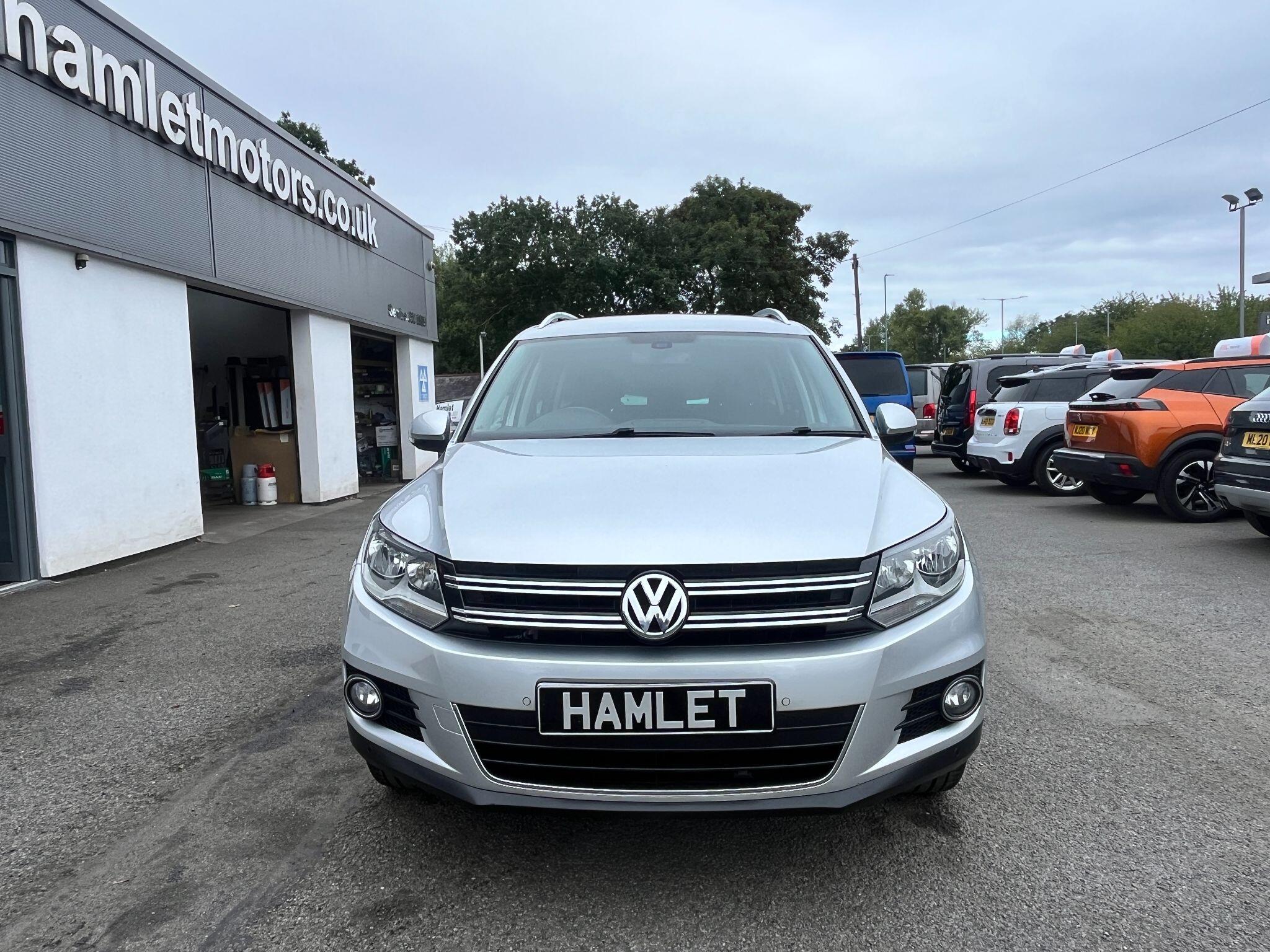 Volkswagen Tiguan view 8