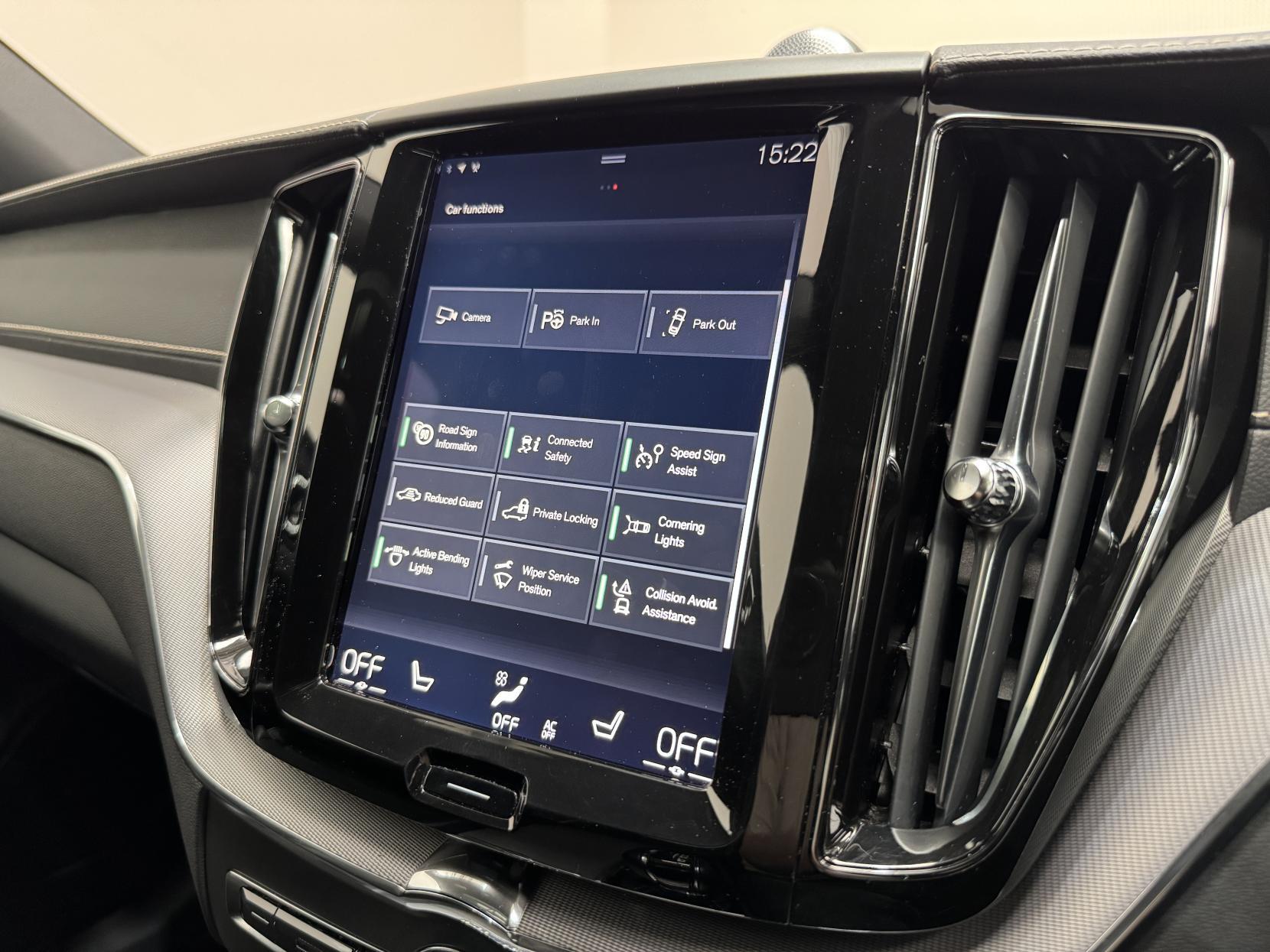 Volvo XC60 view 34