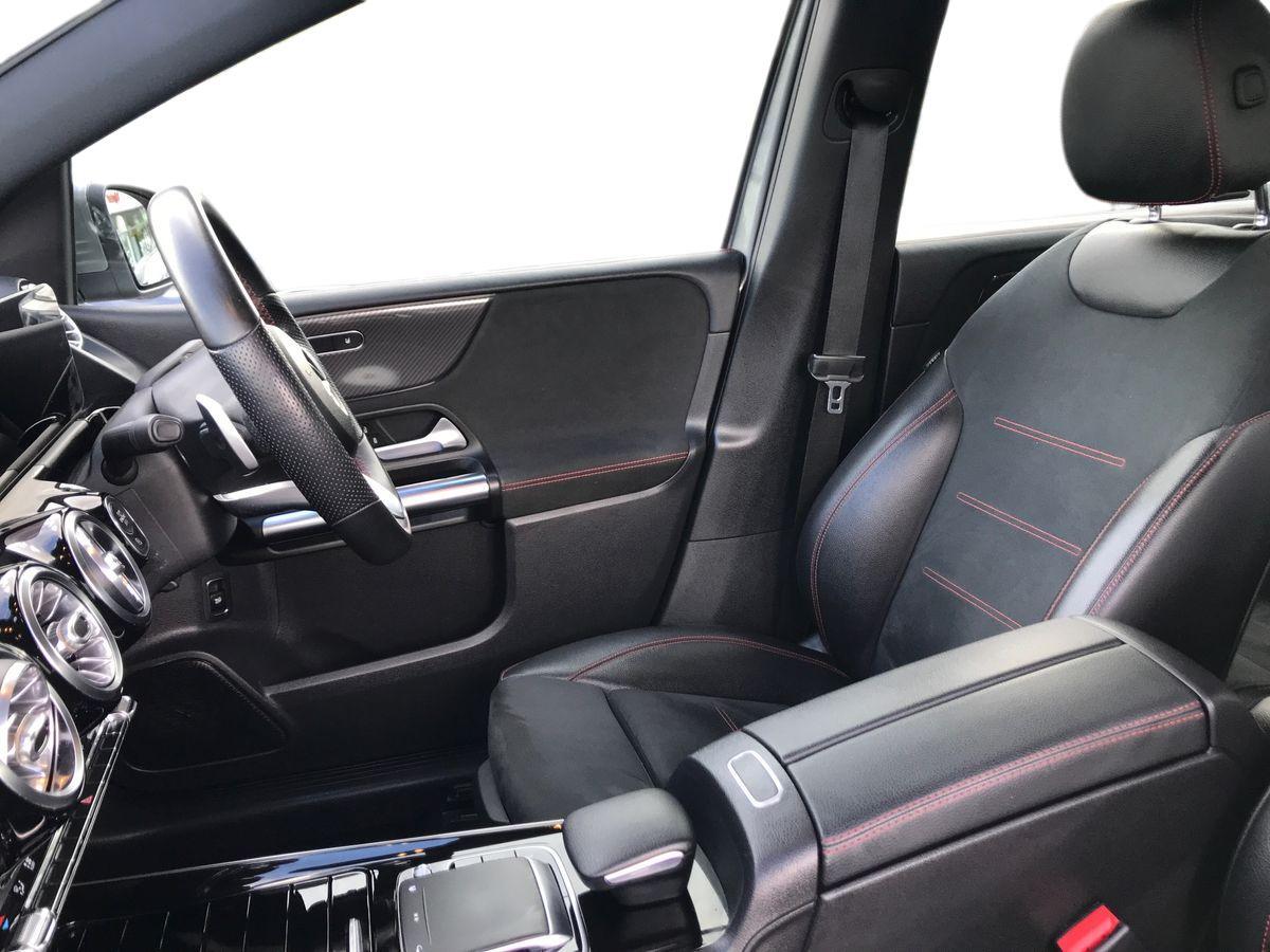 Mercedes-Benz B-Class view 6