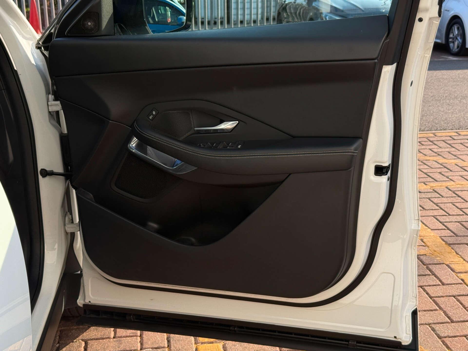 Jaguar E-Pace view 20